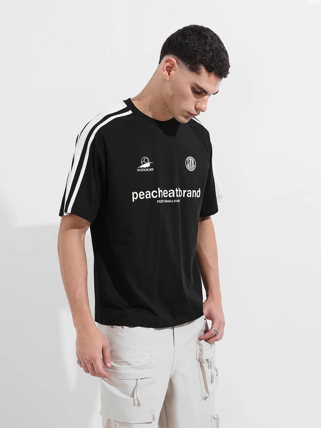 Men's Black Relaxed Fit Graphic Printed 240 GSM Street Wear T-Shirt - Image 6