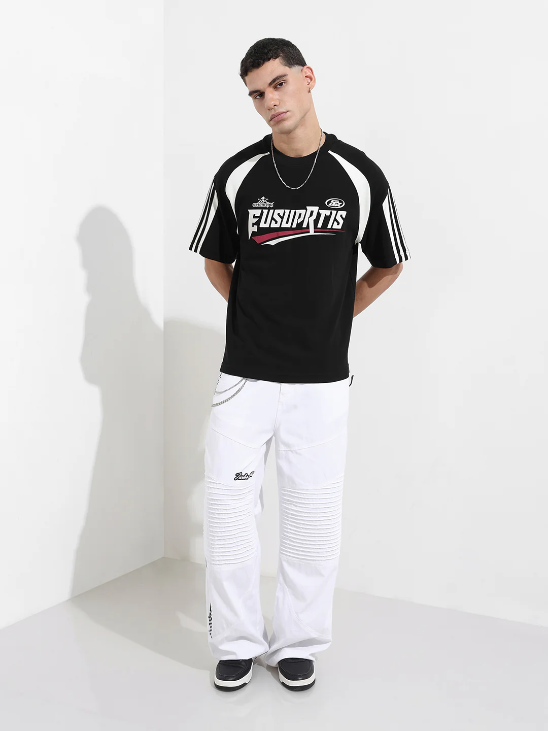 Men's Black Relaxed Fit Graphic Printed 240 GSM Street Wear T-Shirt - Image 5