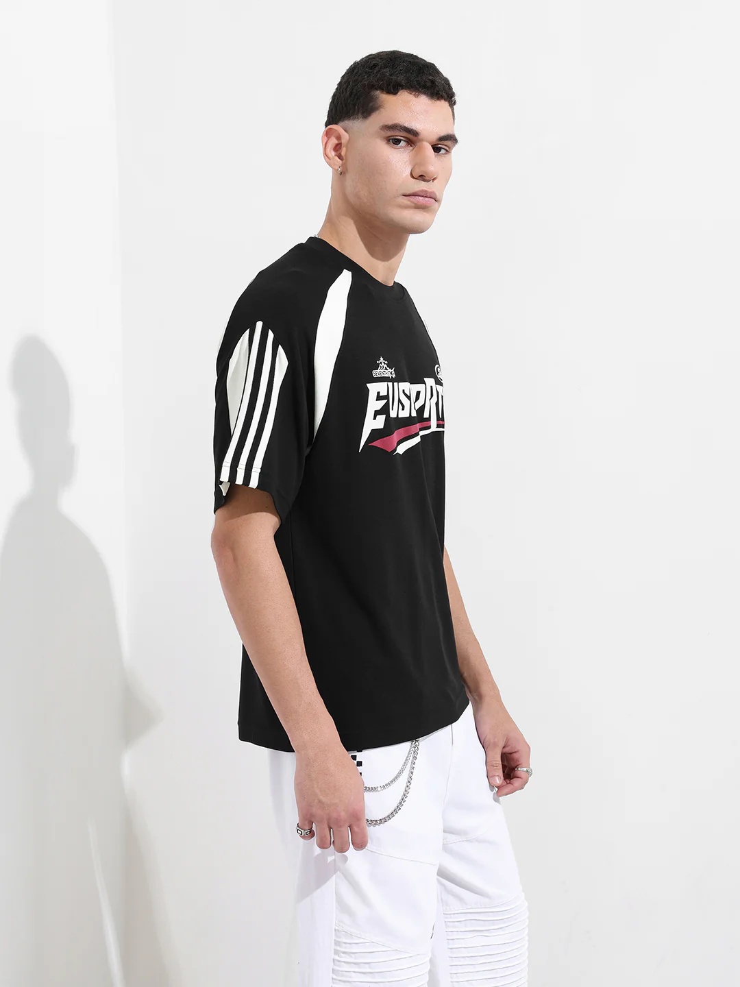 Men's Black Relaxed Fit Graphic Printed 240 GSM Street Wear T-Shirt - Image 6