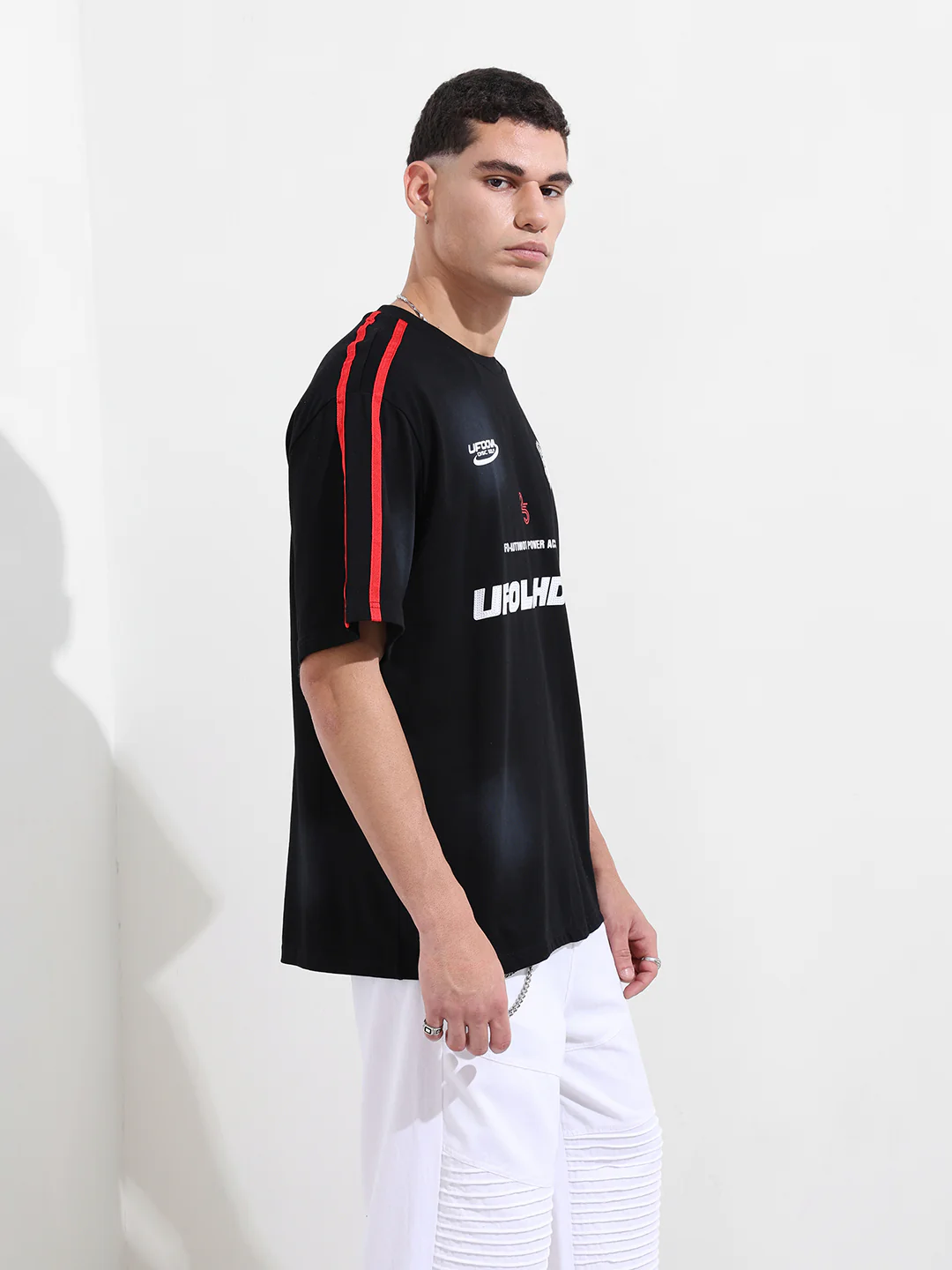 Men's Black Relaxed Fit Graphic Printed 240 GSM Street Wear T-Shirt - Image 6
