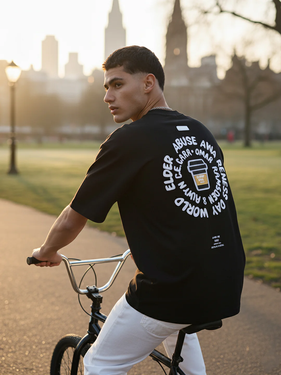Men's Black Relaxed Fit Printed 240 GSM Street Wear T-Shirt - Image 3