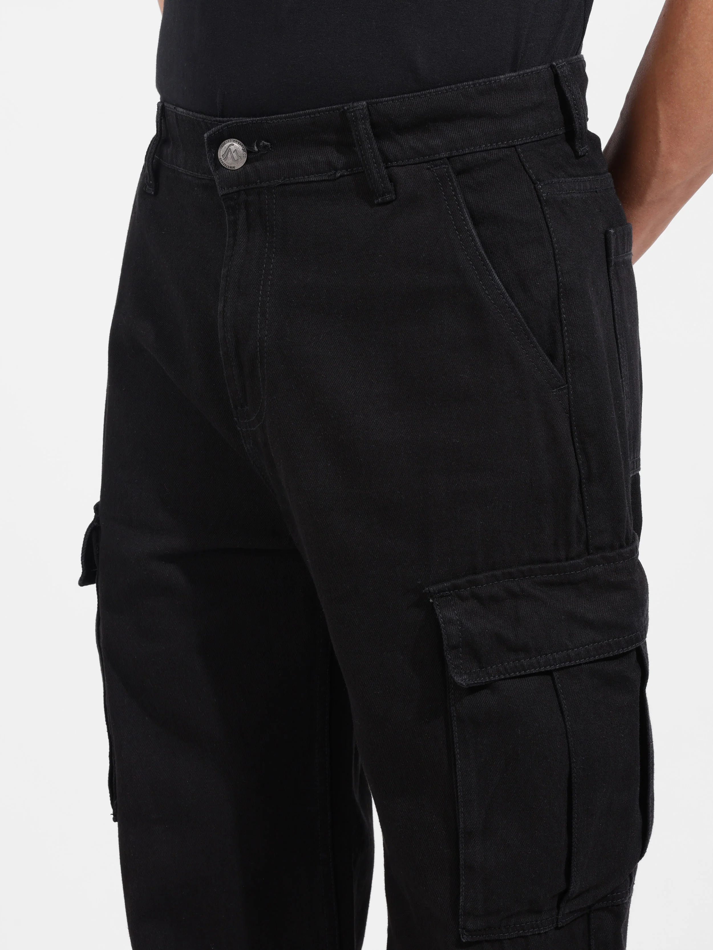 Men's Black Relaxed Fit Solid Casual Jeans - Image 5
