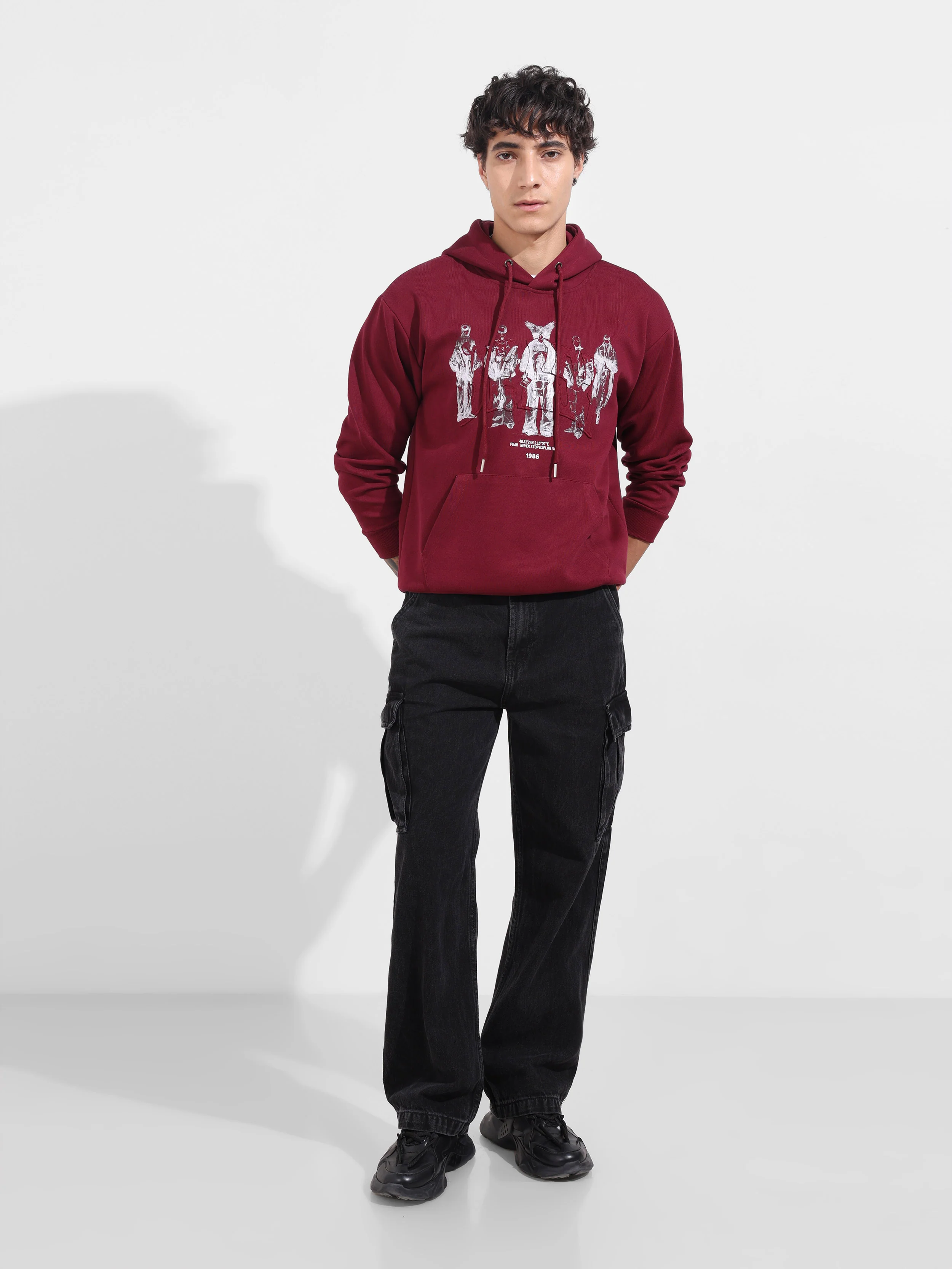 Men's Black Relaxed Fit Solid Casual Jeans - Image 2