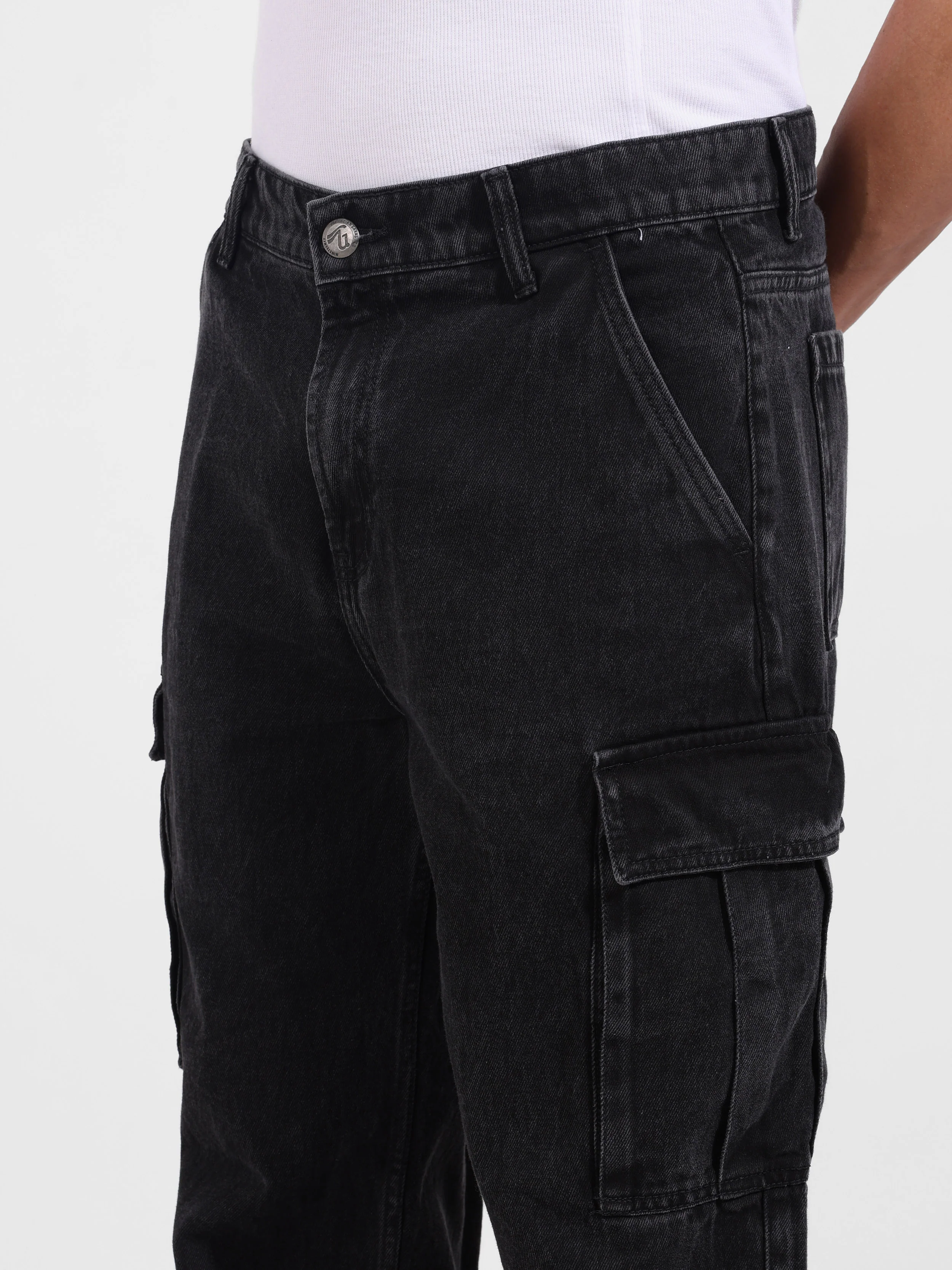 Men's Black Relaxed Fit Solid Casual Jeans - Image 5