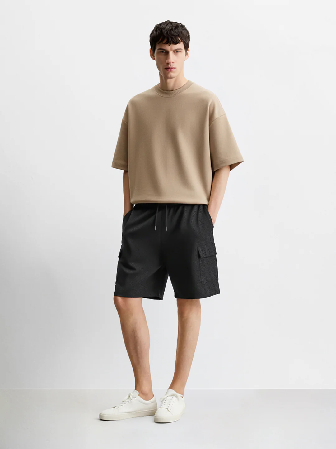 Men's Black Relaxed Fit Solid Resort Wear Shorts - Image 3