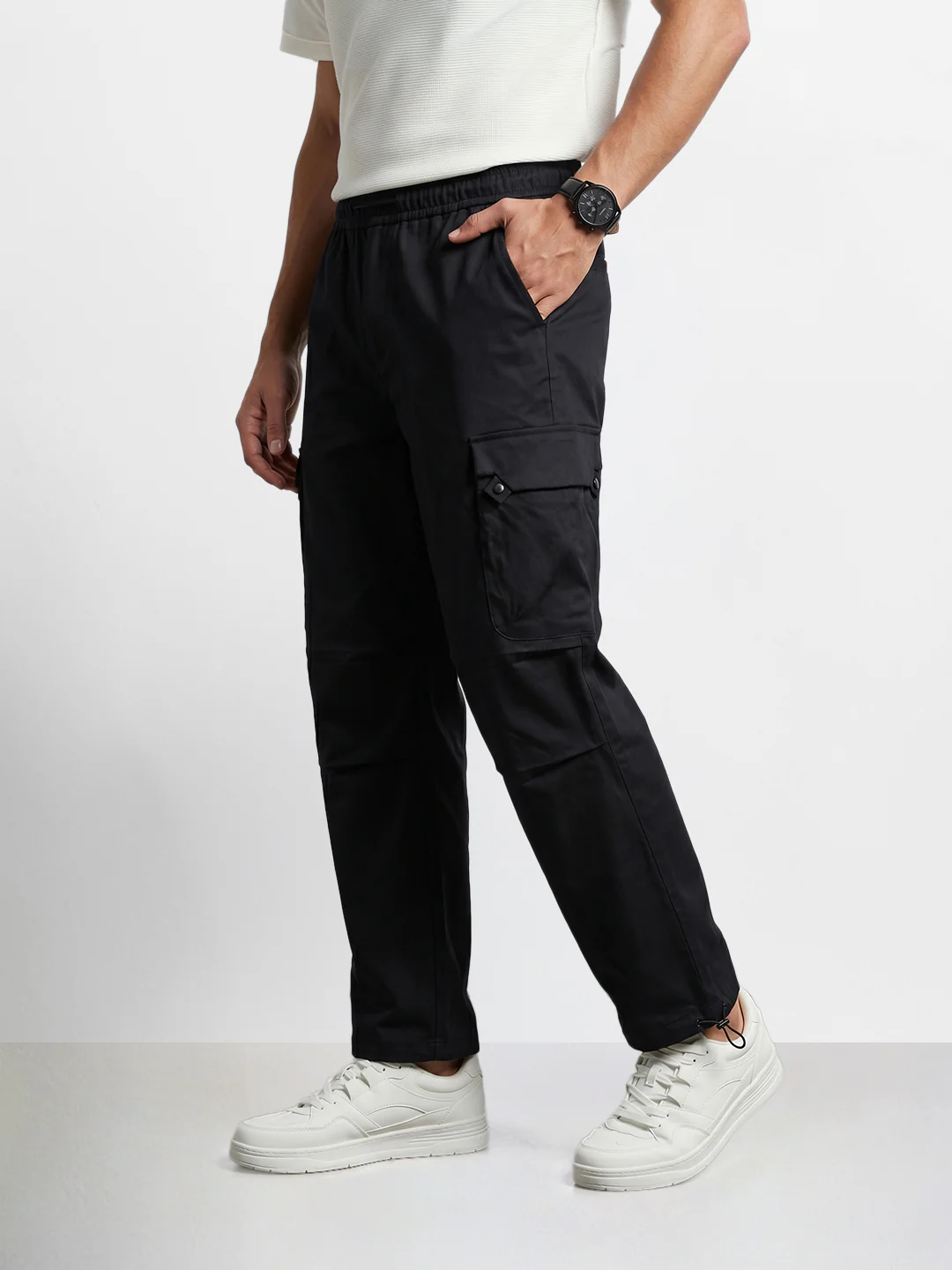 Men's Black Relaxed Fit Solid Utility Cargo - Image 3