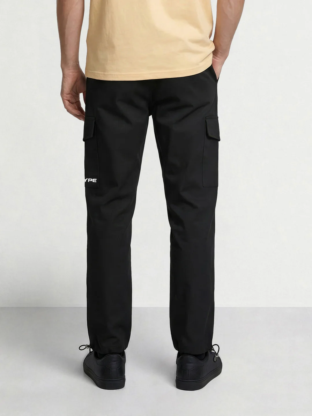 Men's Black Relaxed Fit Solid Utility Cargo - Image 4