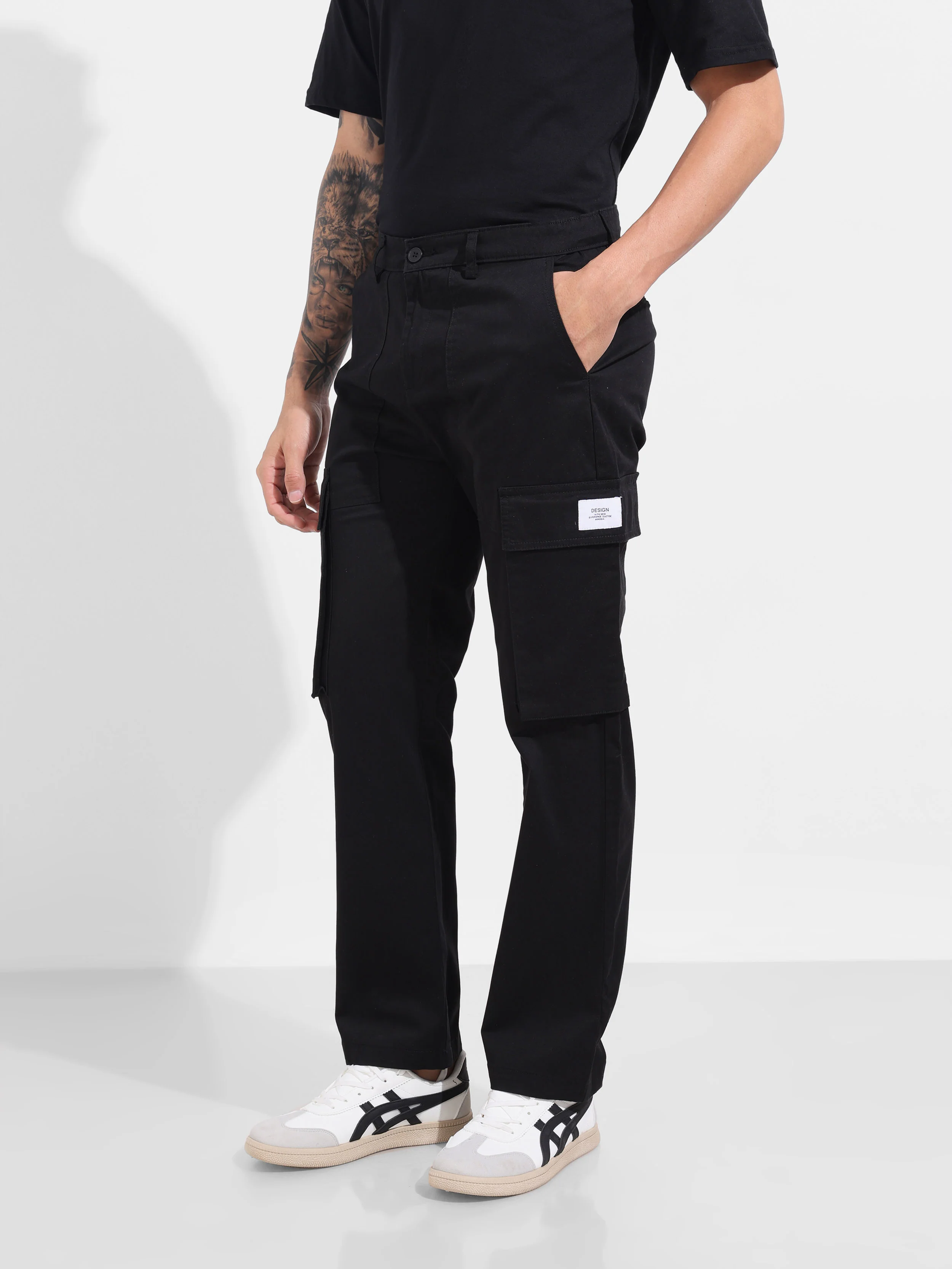 Men's Black Relaxed Fit Solid Utility Cargo - Image 3