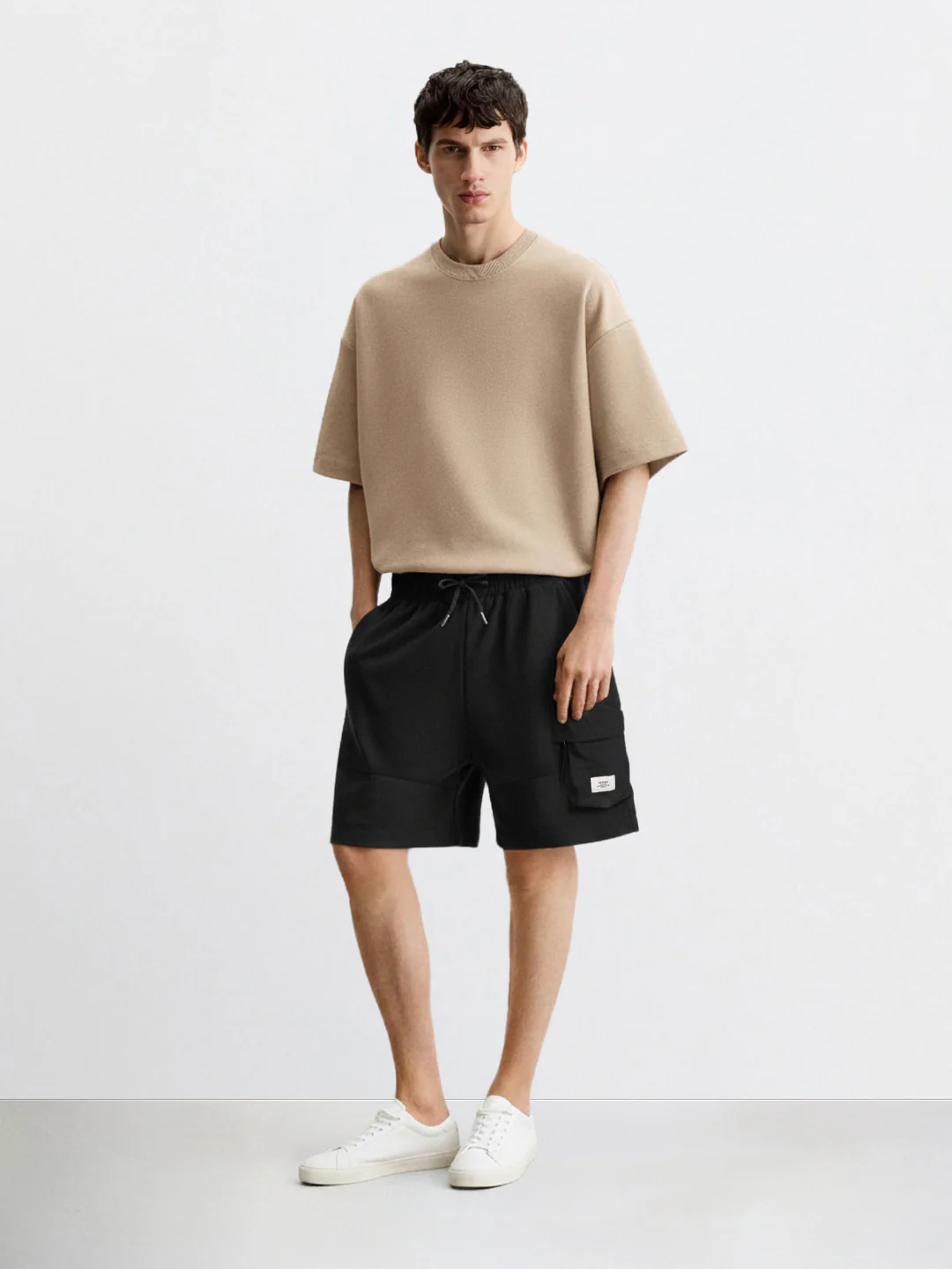 Men's Black Relaxed Fit Solid Utility Shorts - Image 3