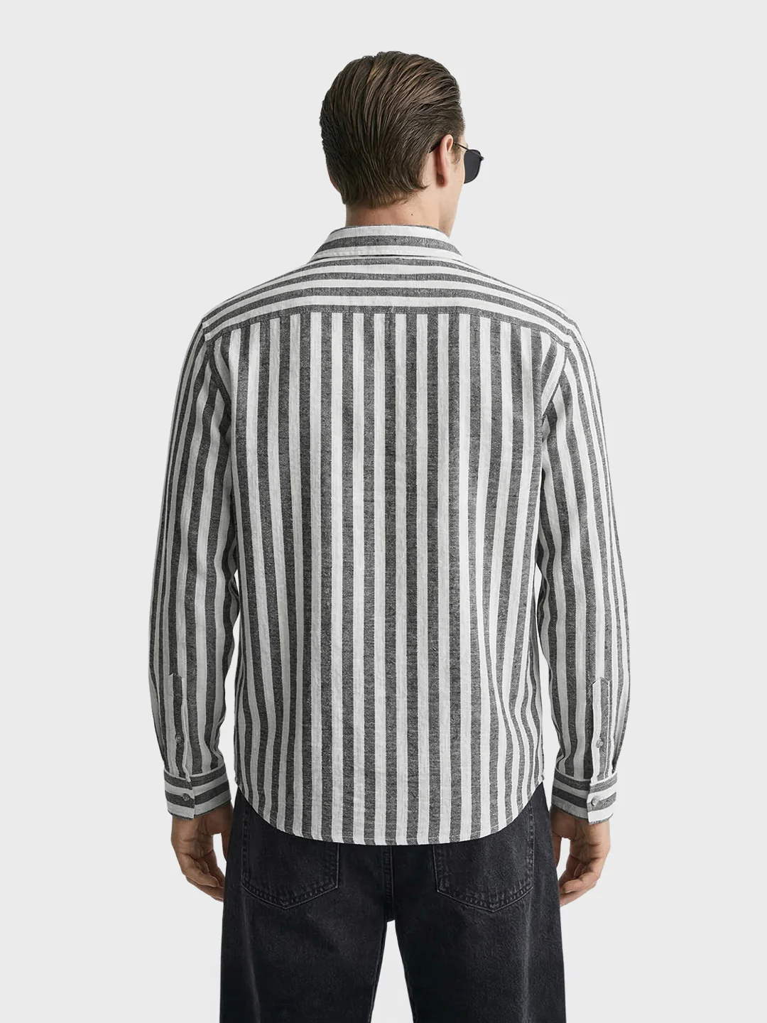 Men's Black Relaxed Fit Striped Casual Shirt - Image 4
