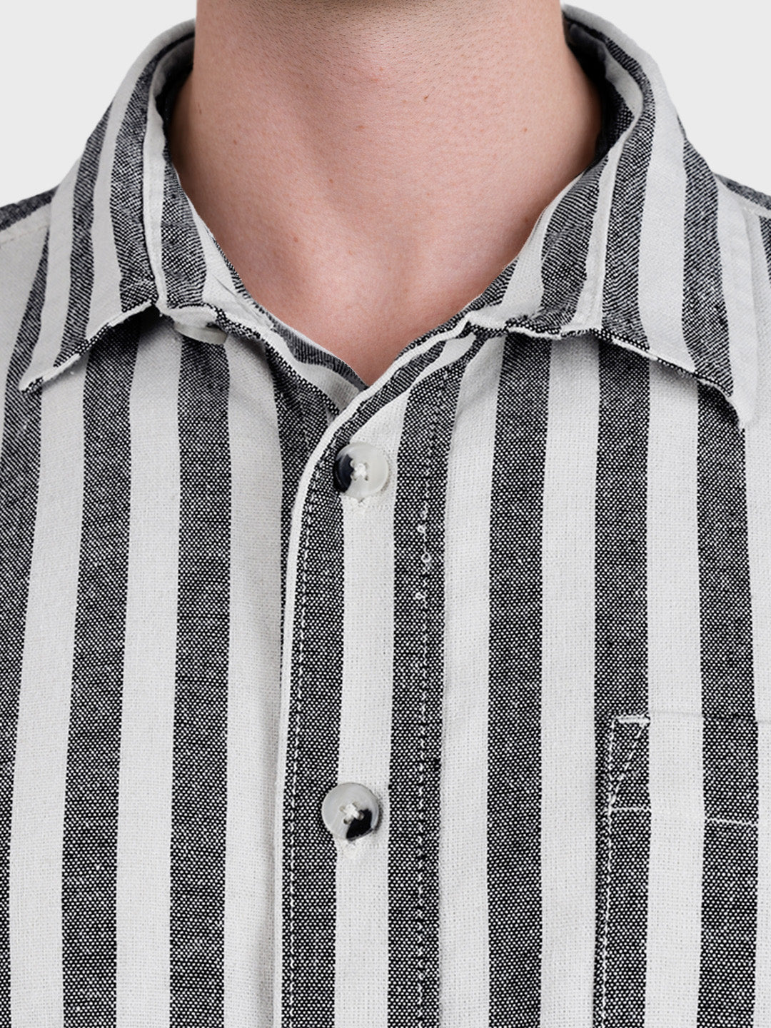 Men's Black Relaxed Fit Striped Casual Shirt - Image 7
