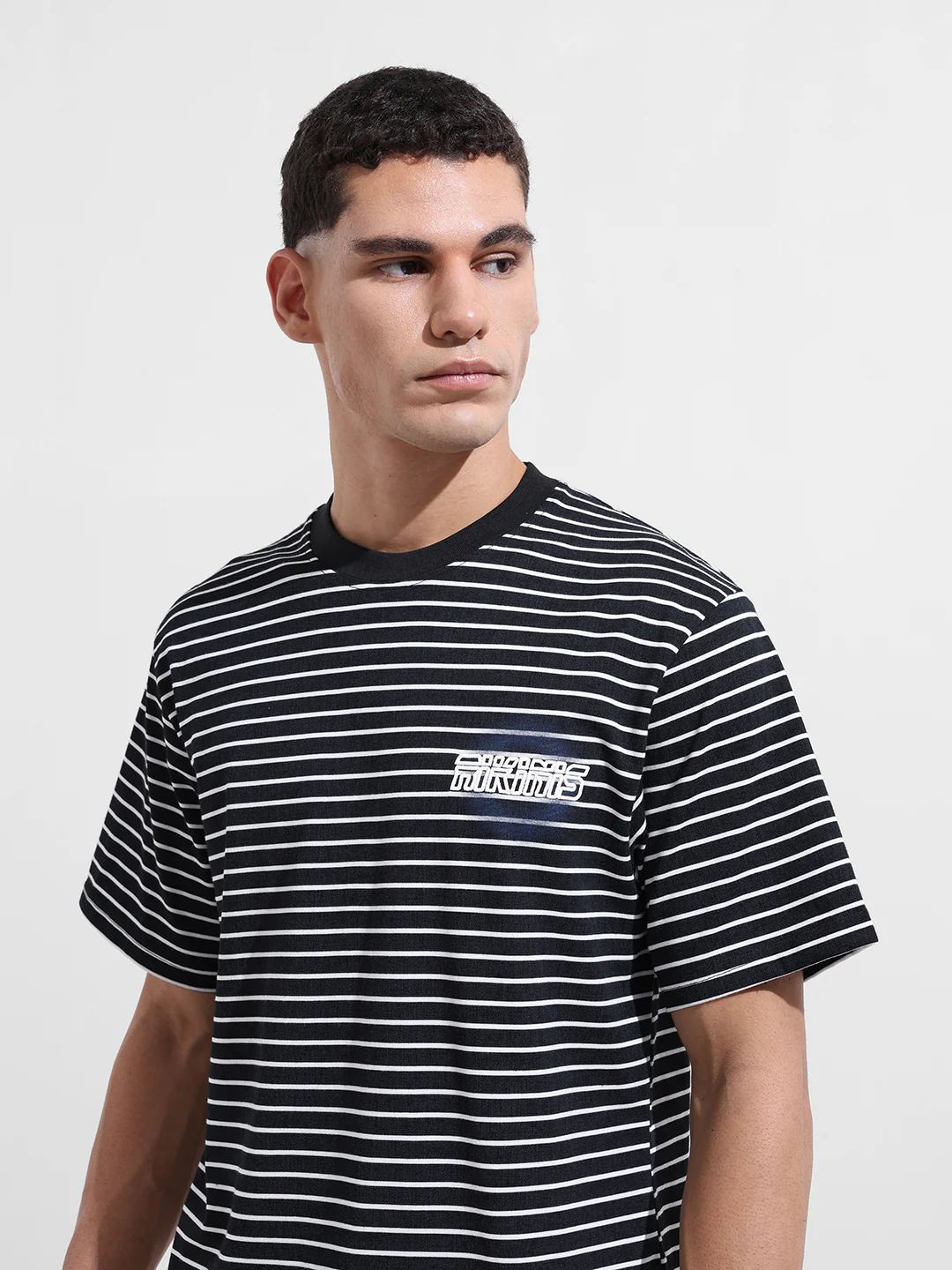 Men's Black Relaxed Fit Striped 240 GSM Street Wear T-Shirt - Image 6