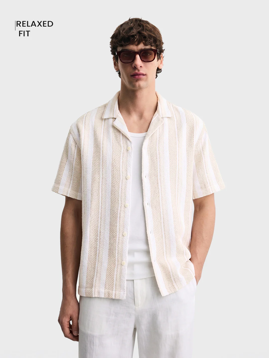 Men's Black Relaxed Fit Striped Resort Wear Shirt - Image 2