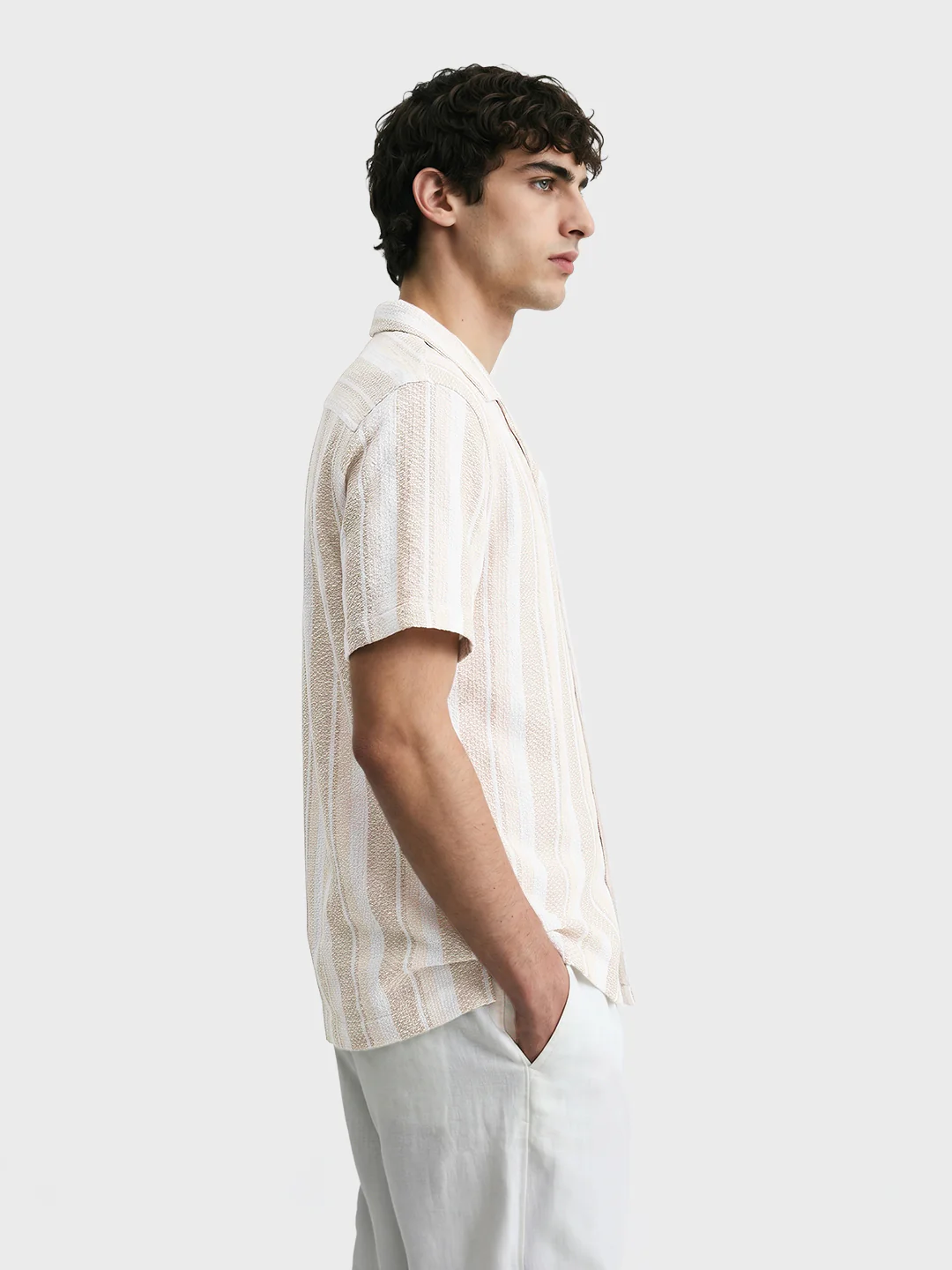 Men's Black Relaxed Fit Striped Resort Wear Shirt - Image 4