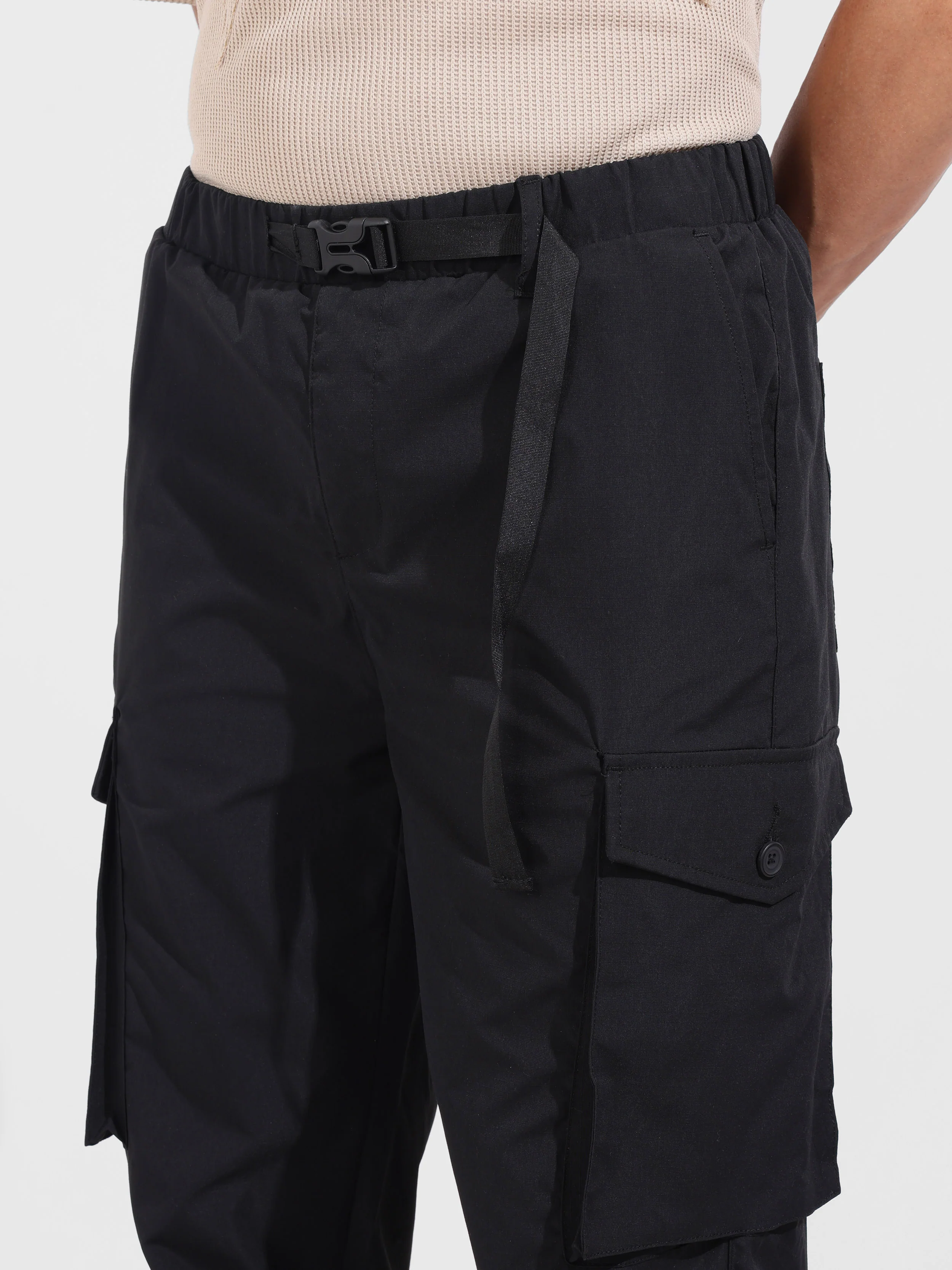 Men's Black Relaxed Fit Textured Utility Cargo - Image 5