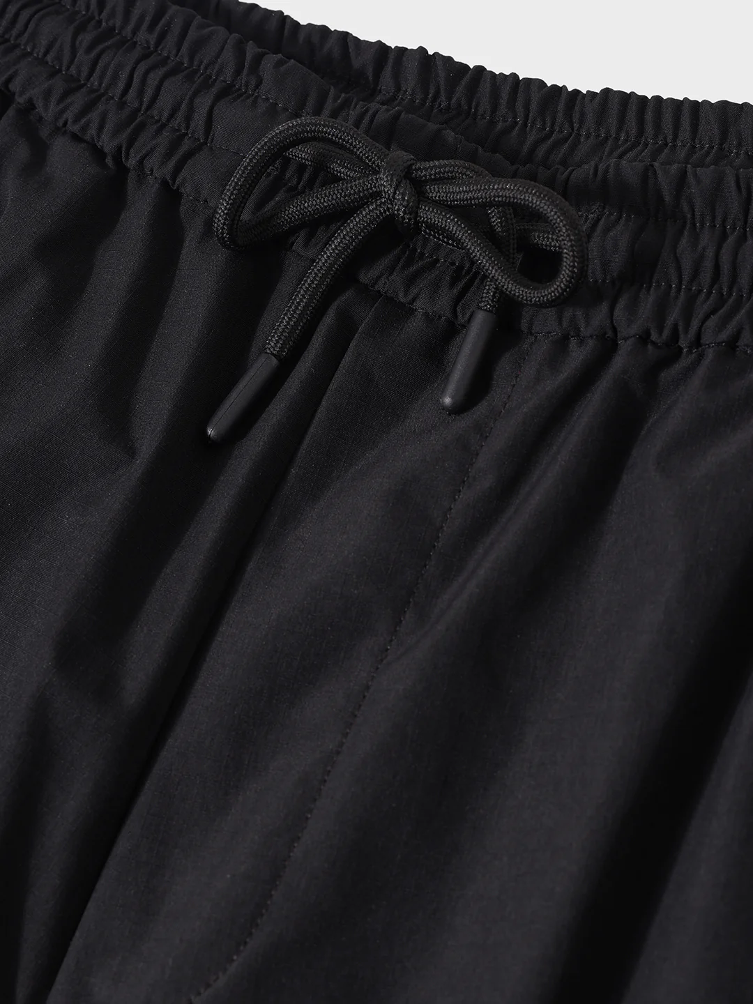 Men's Black Relaxed Fit Textured Utility Joggers - Image 6