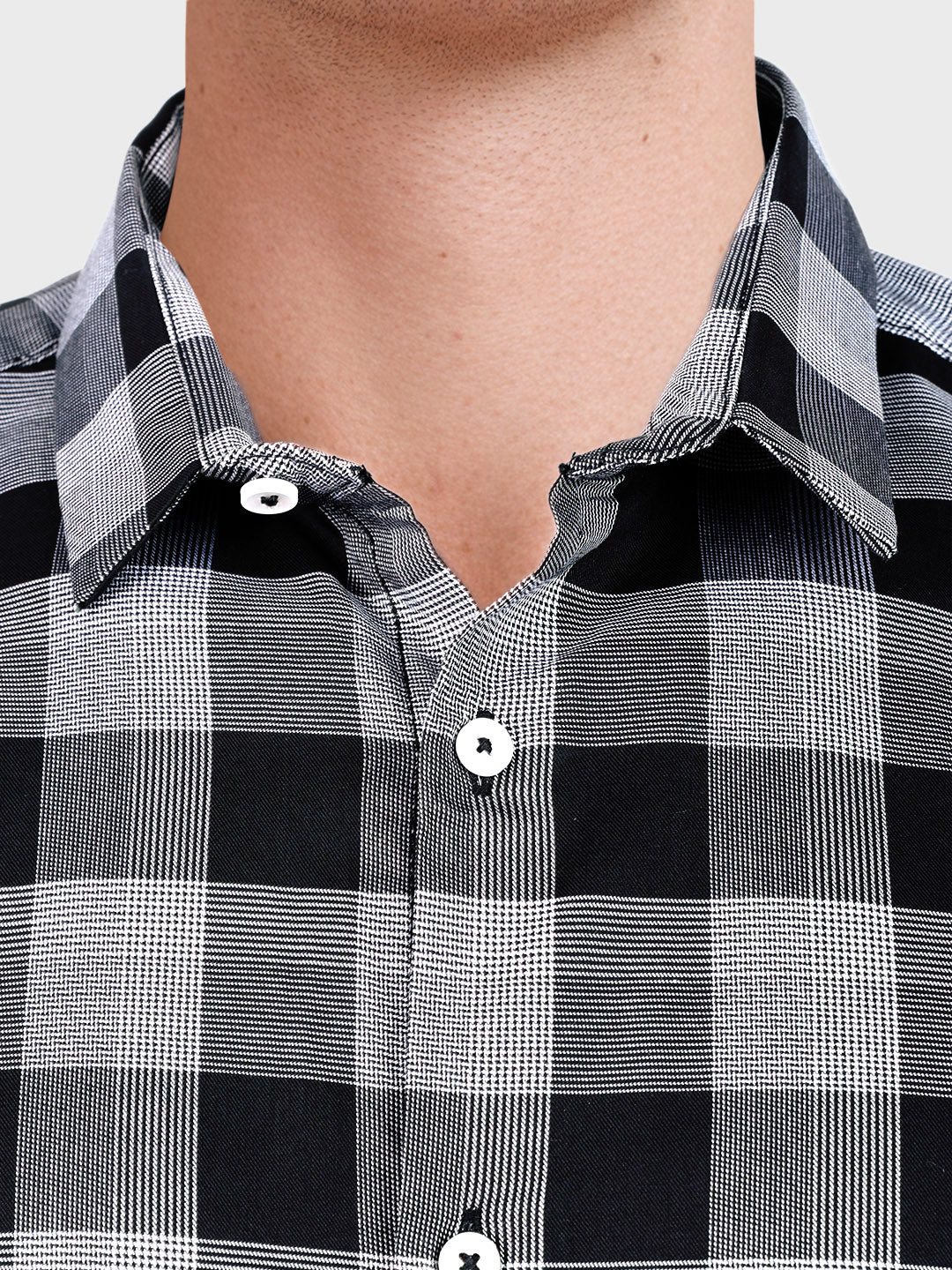 Men's Black Slim Fit Checked Casual Shirt - Image 3