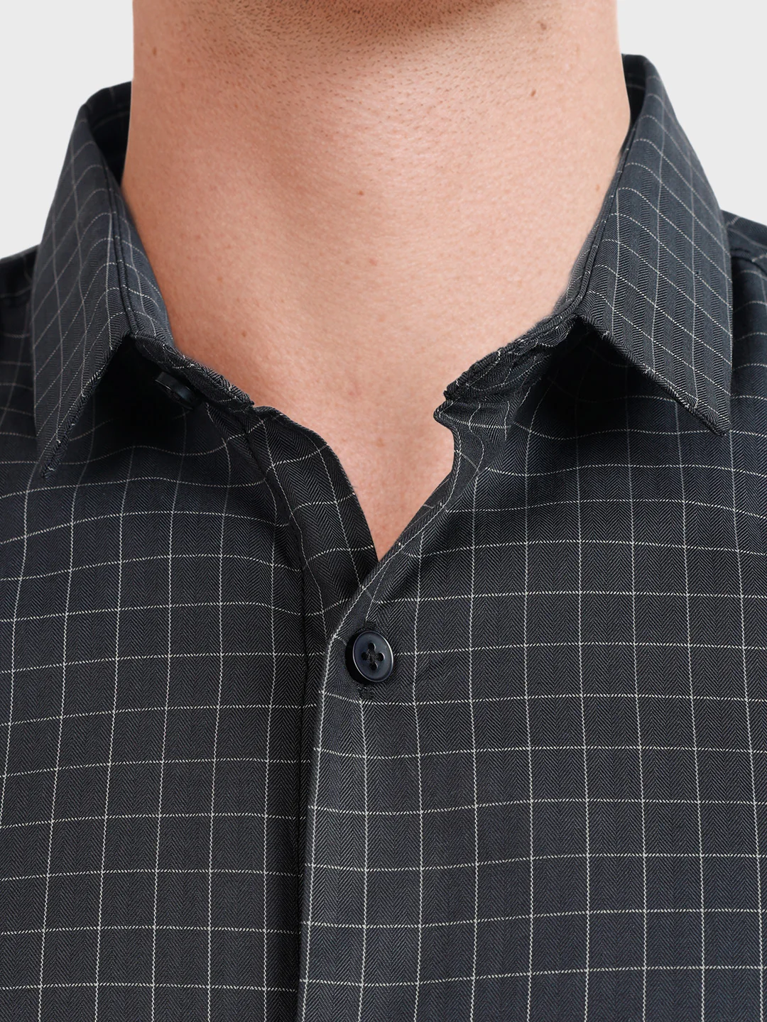Men's Black Slim Fit Checked Casual Shirt - Image 3