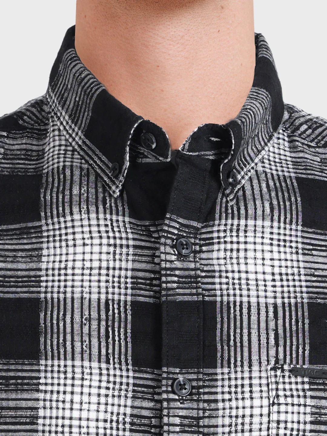 Men's Black Slim Fit Checkered Casual Shirt - Image 3