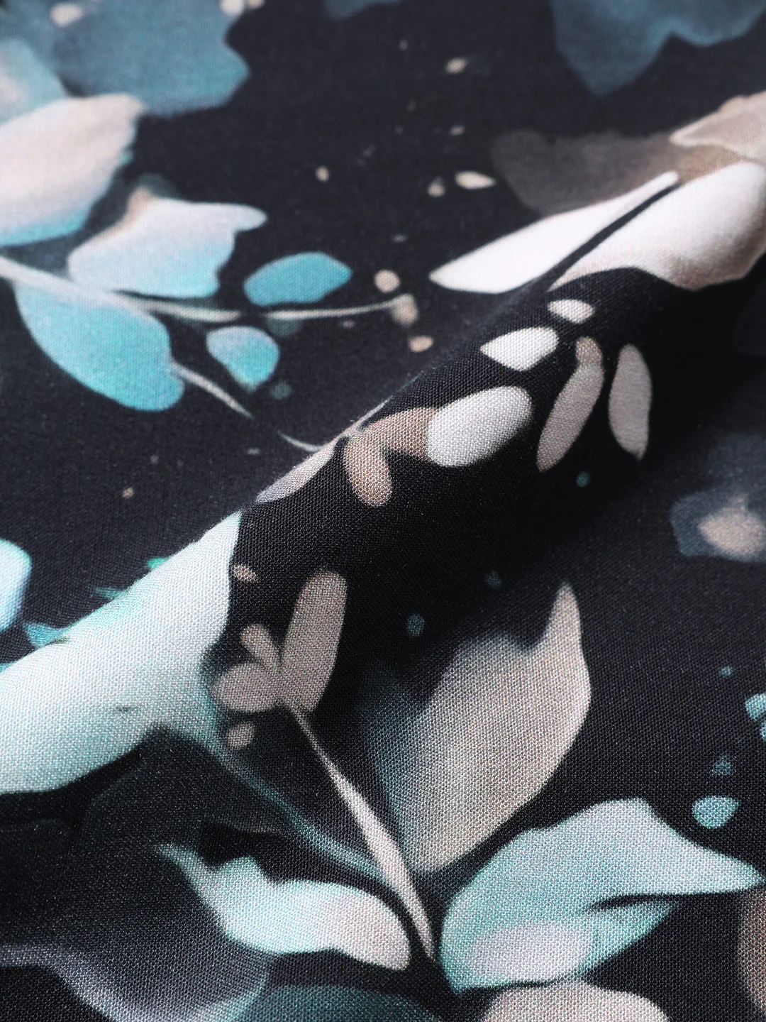 Men's Black Slim Fit Party Wear Floral Printed Shirt - Image 6