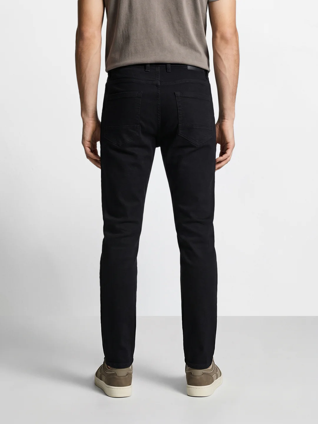 Men's Black Slim Fit Solid Casual Jeans - Image 4