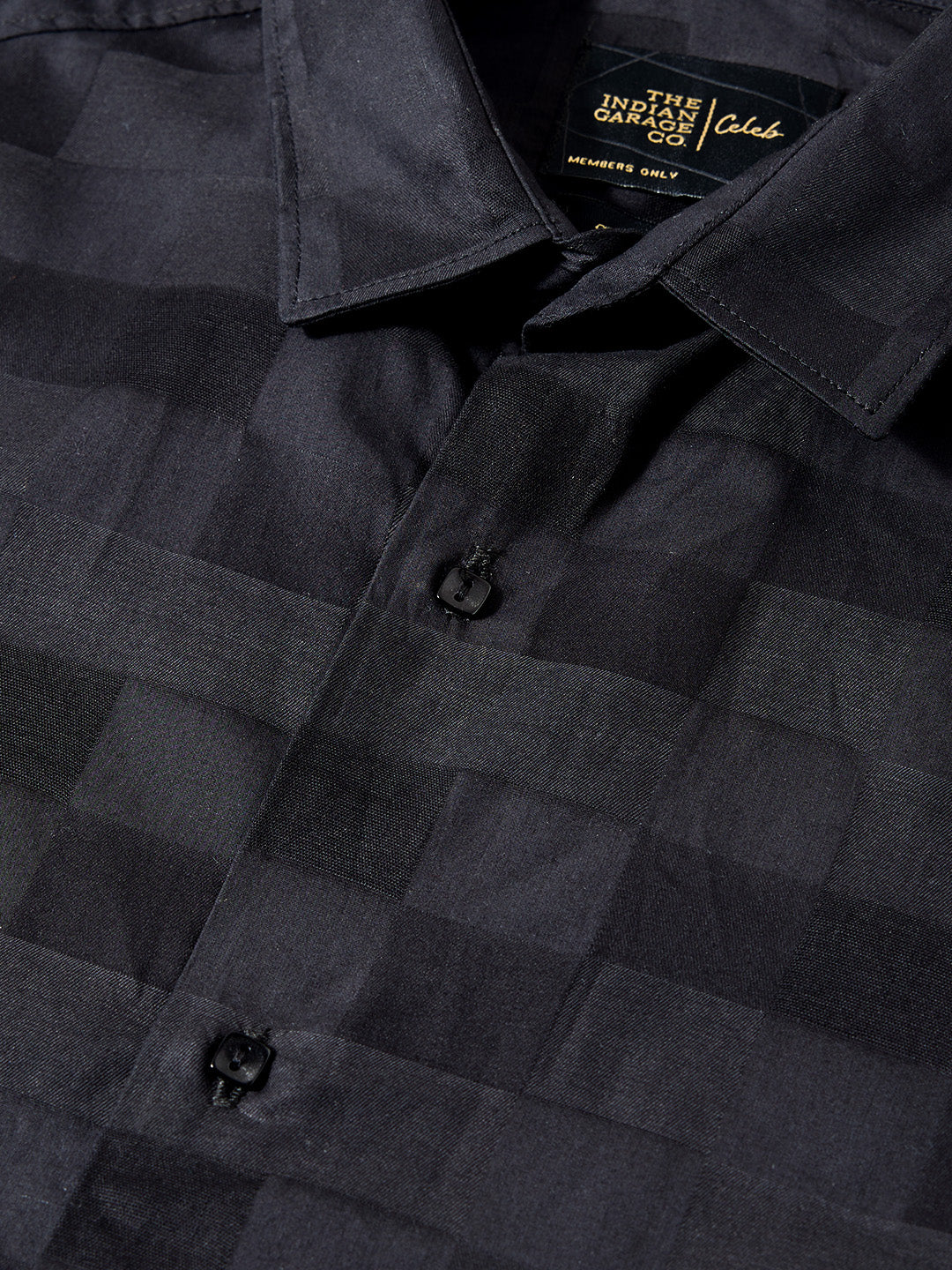 Men's Black Slim Fit Solid Casual Shirt - Image 3