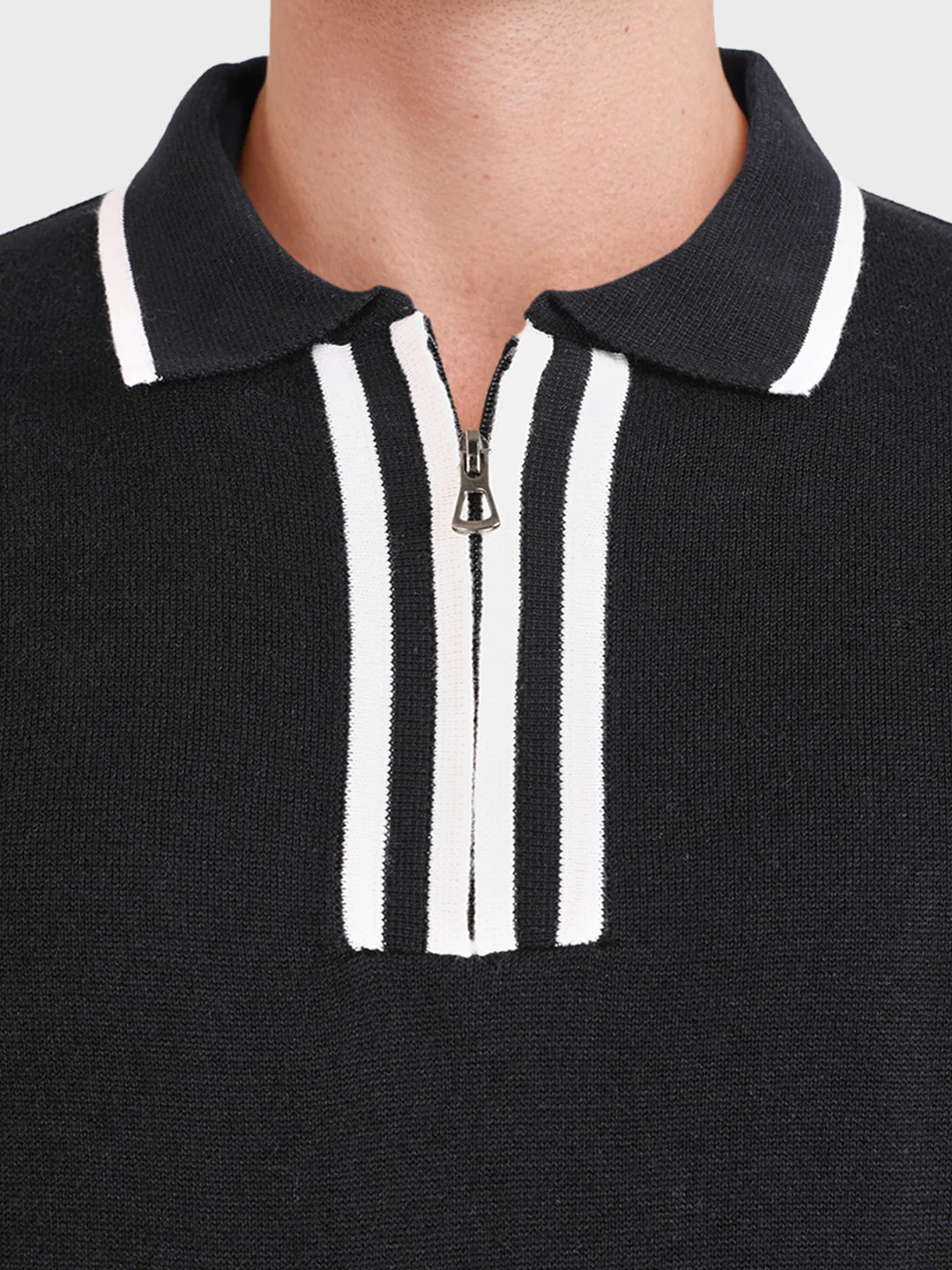 Men's Black Slim Fit Solid Casual T-Shirt - Image 7