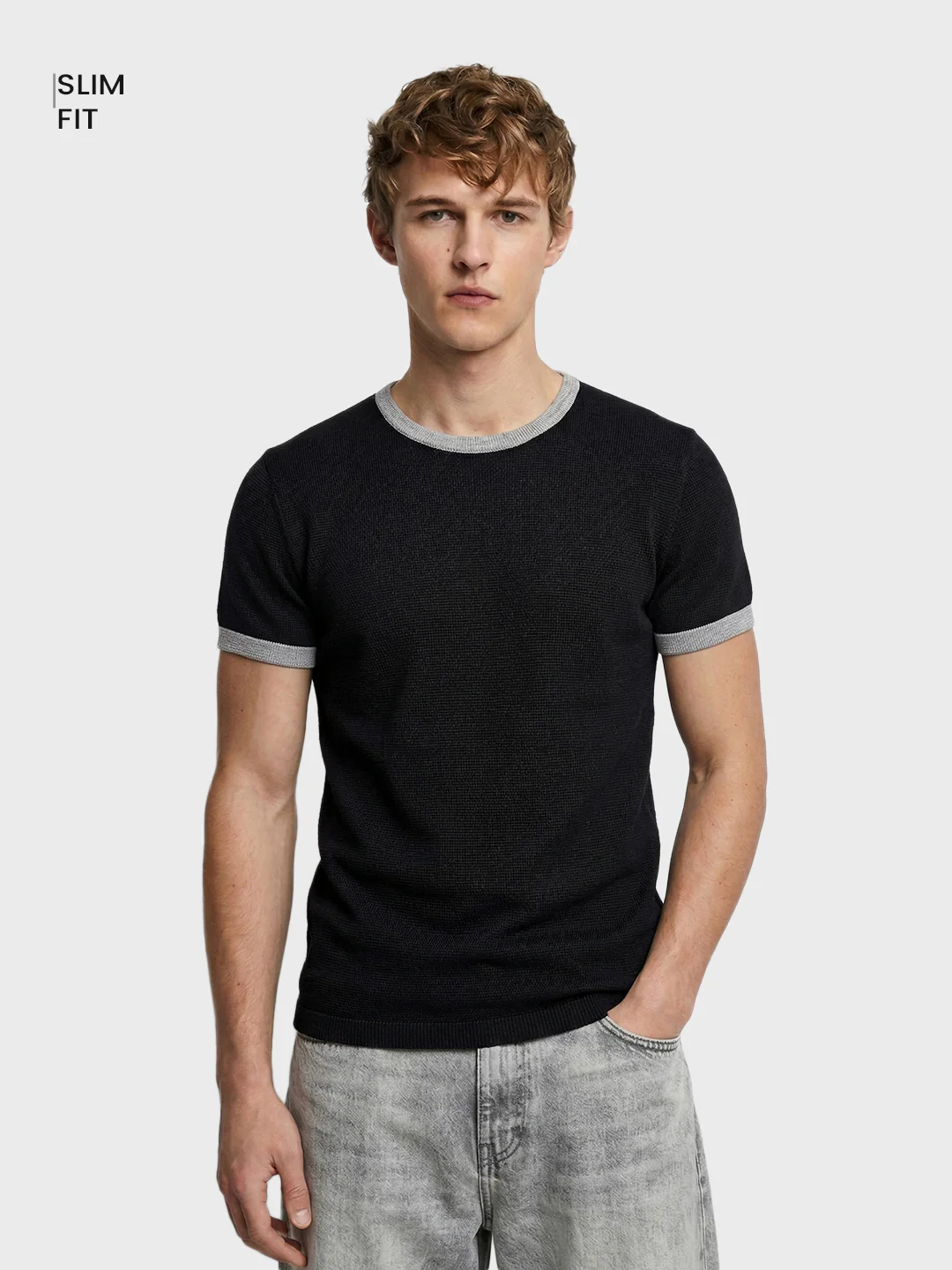 Men's Black Slim Fit Solid Casual T-Shirt - Image 2