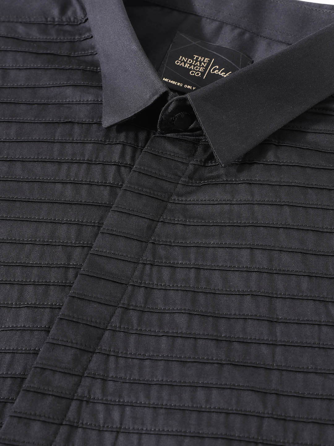 Men's Black Slim Fit Solid Party Wear Shirt - Image 3