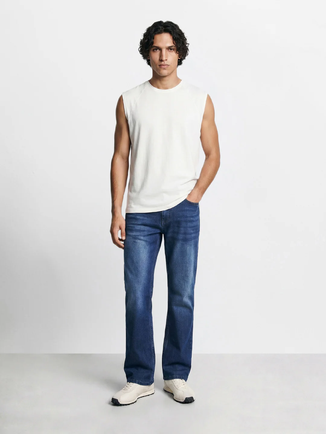 Men's Blue Bootcut Fit Solid Casual Jeans - Image 3