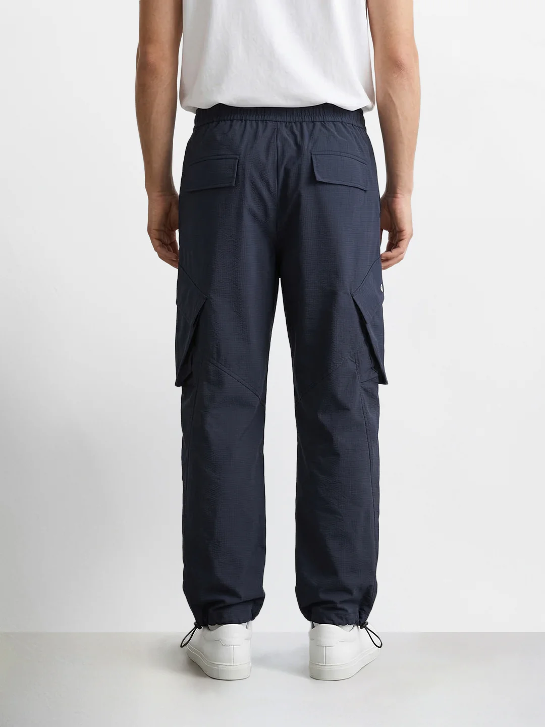Men's Blue Loose Fit Solid Utility Cargo - Image 4
