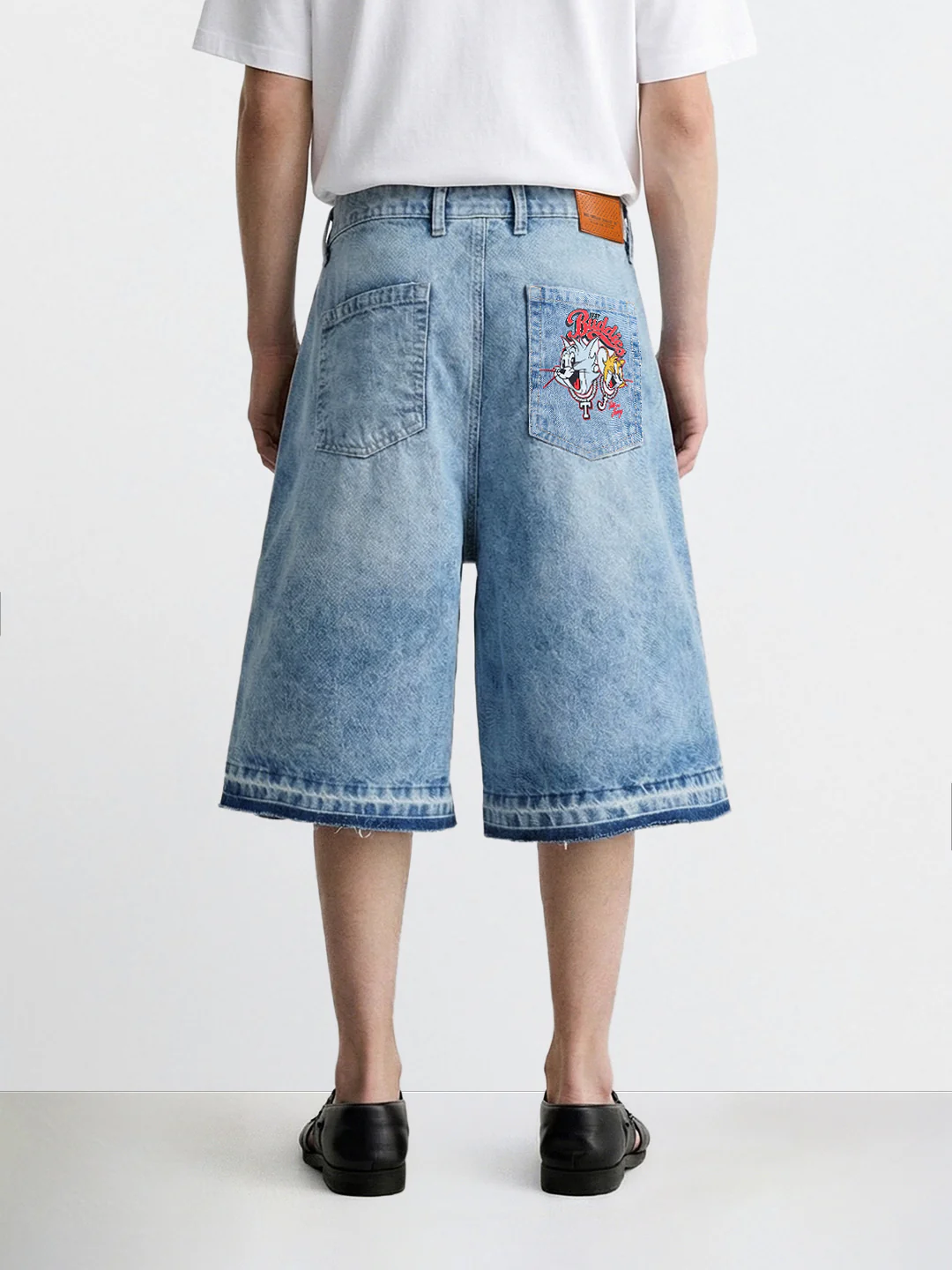 Men's Blue Loose Fit  Tom And Jerry Character Shorts - Image 2