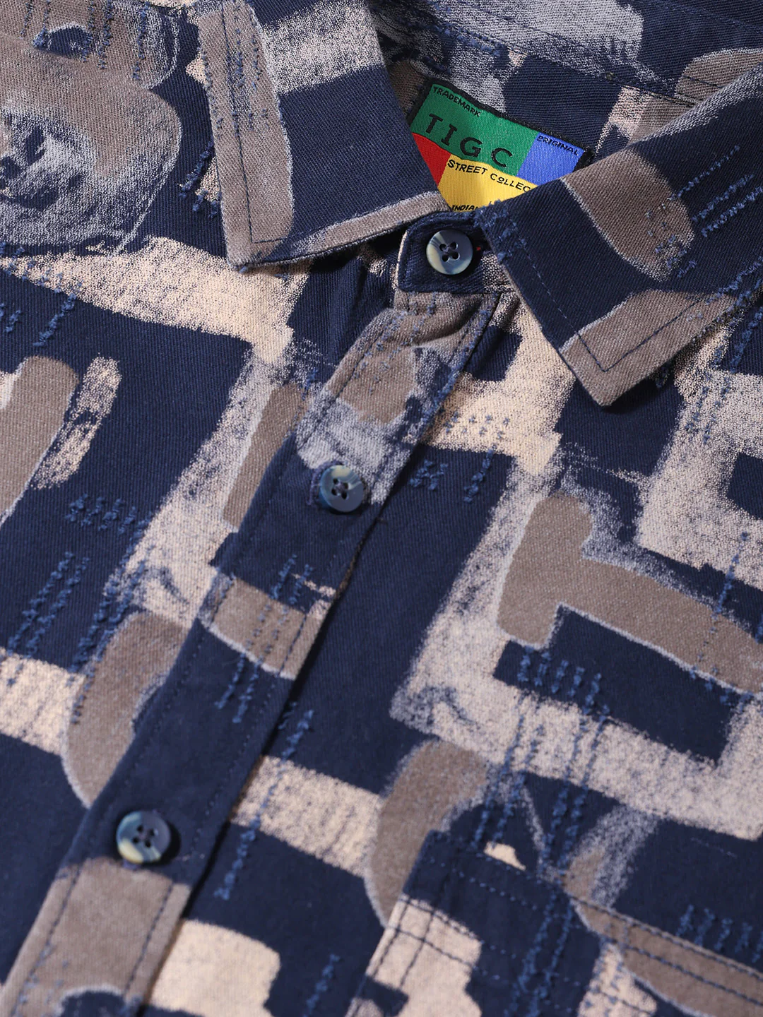 Men's Blue Regular Fit Printed Casual Shirt - Image 3