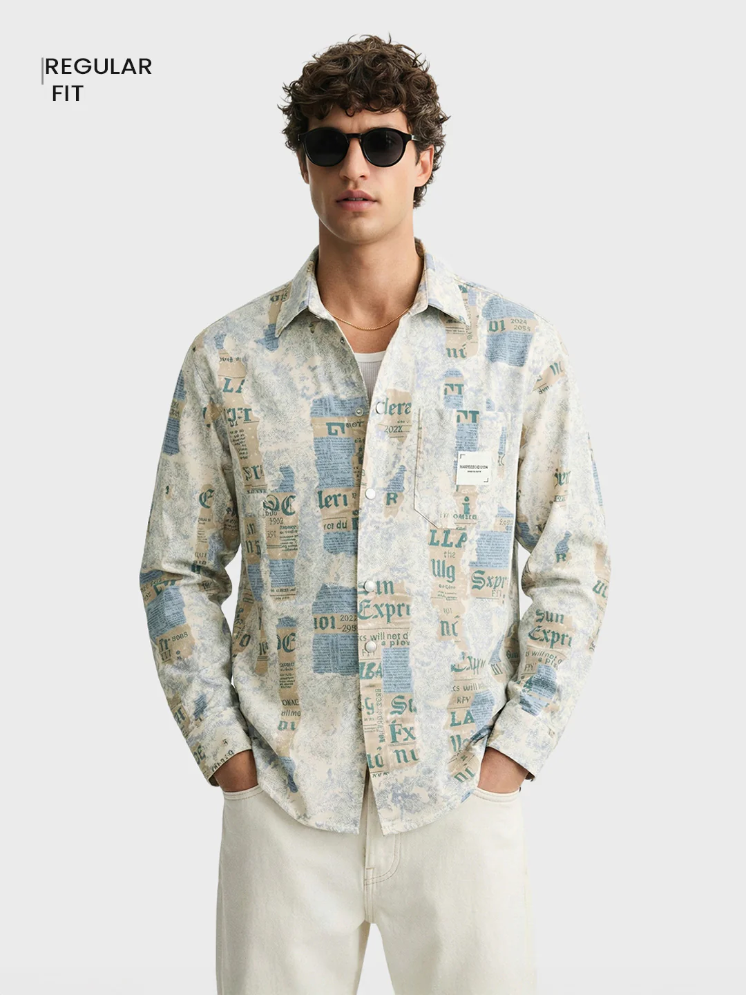 Men's Blue Regular Fit Printed Casual Shirt - Image 2
