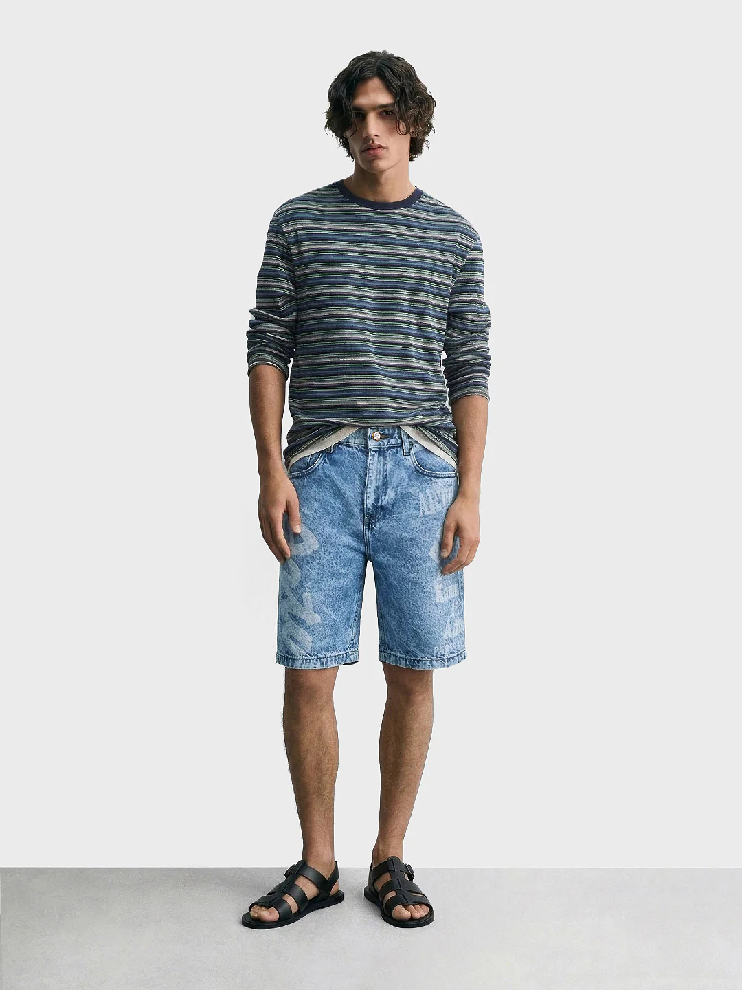 Men's Blue Regular Fit Printed Retro Wear Shorts - Image 5