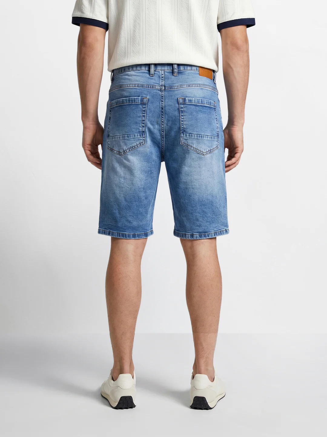 Men's Blue Regular Fit Solid Casual Shorts - Image 4