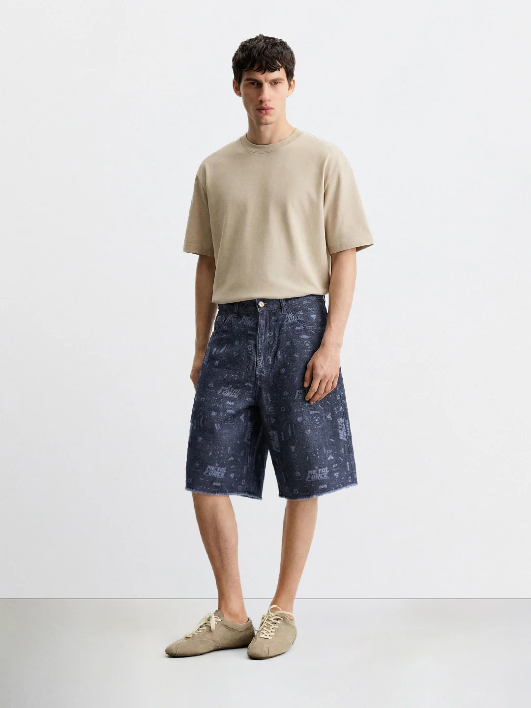 Men's Blue Regular Fit  Warner Bros Shorts - Image 3
