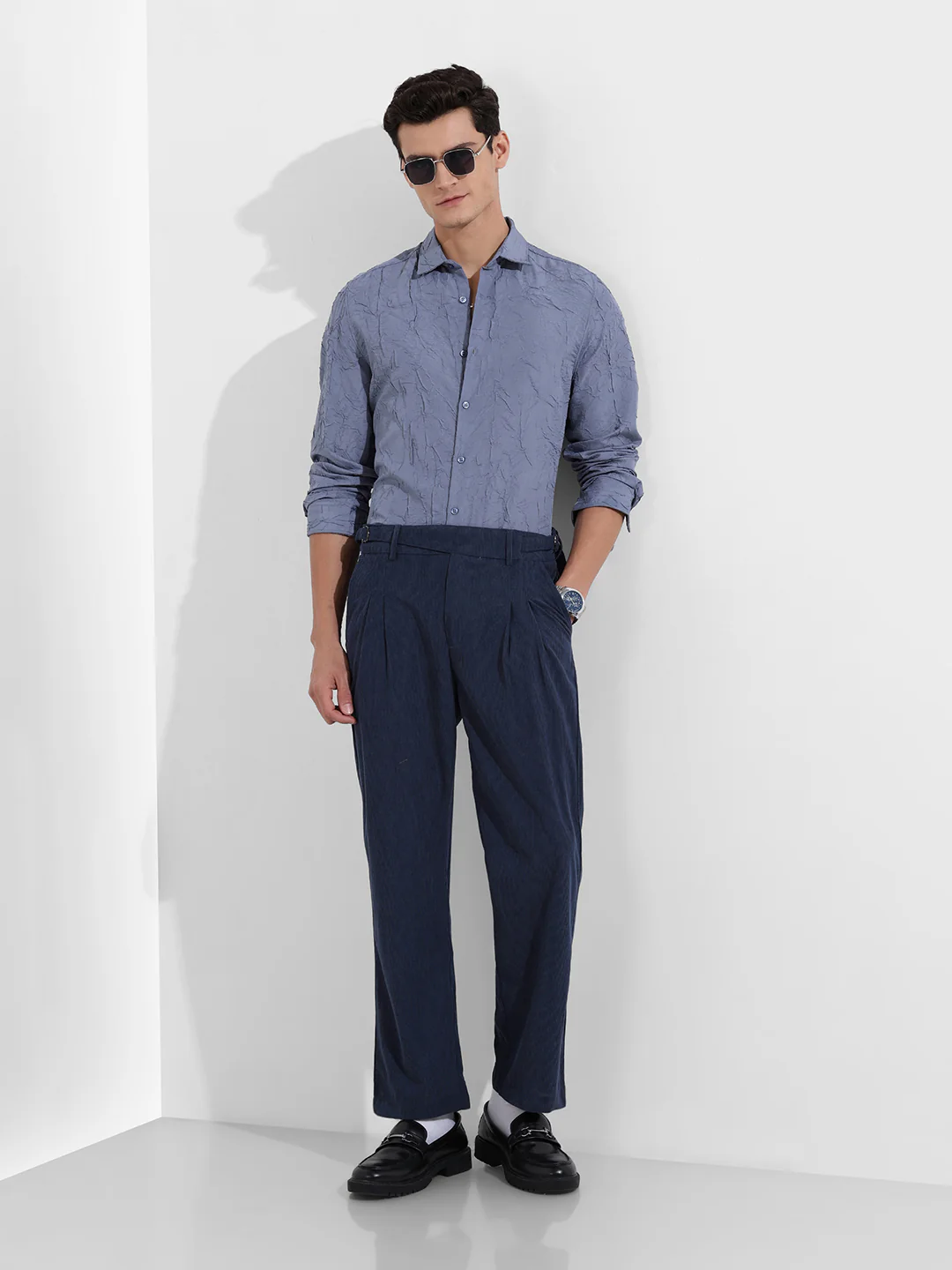 Men's Dark Denim Relaxed Fit Textured Casual Trousers - Image 2