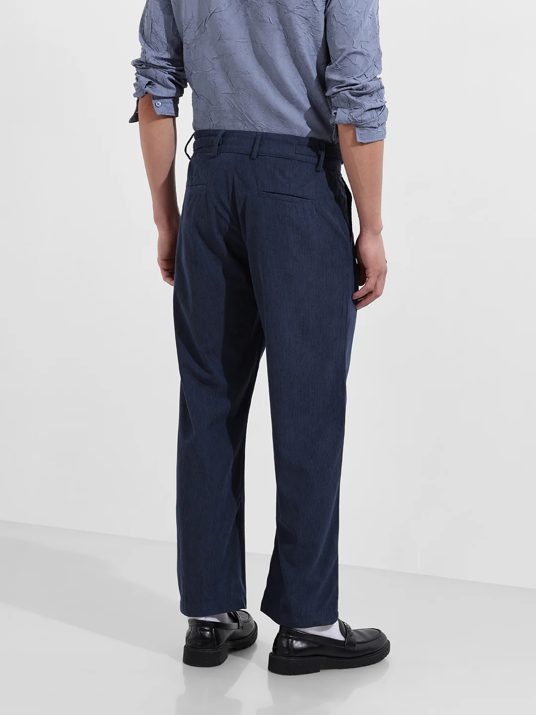 Men's Dark Denim Relaxed Fit Textured Casual Trousers - Image 5