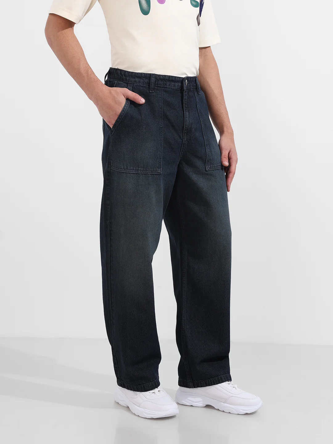 Men's Blue Relaxed Fit Solid Casual Jeans - Image 3