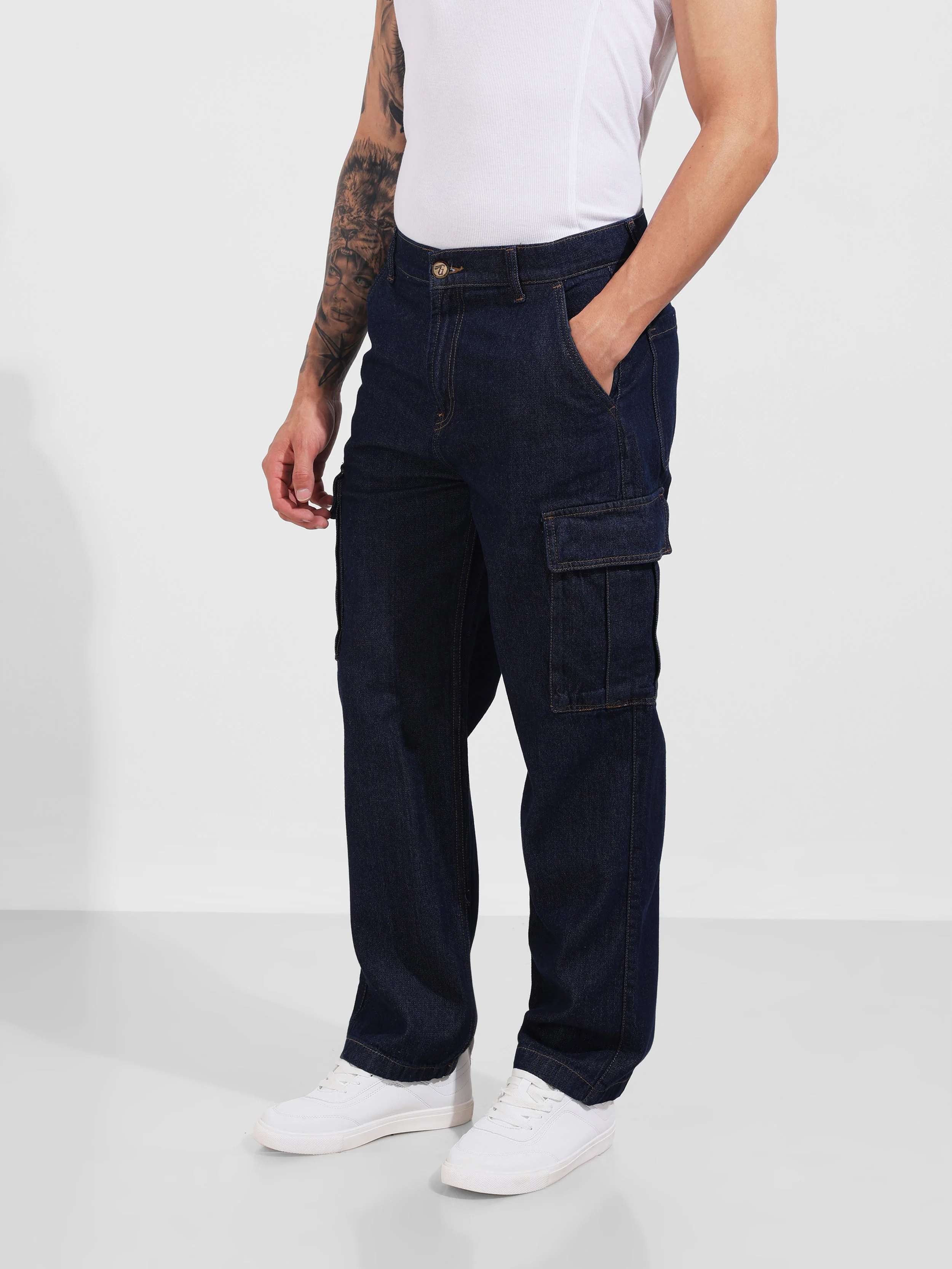 Men's Blue Relaxed Fit Solid Casual Jeans - Image 3