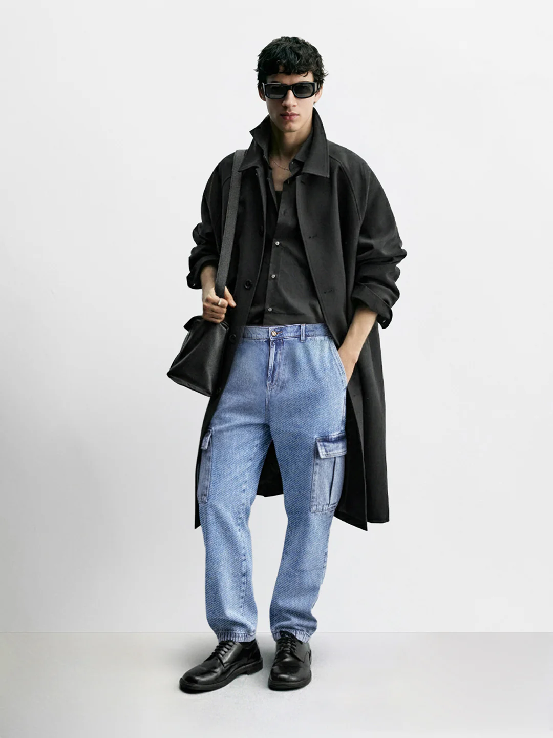 Men's Blue Relaxed Fit Solid Casual Jeans - Image 3