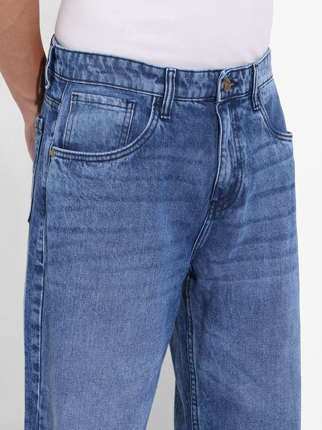 Men's Blue Relaxed Fit Solid Casual Jeans - Image 4