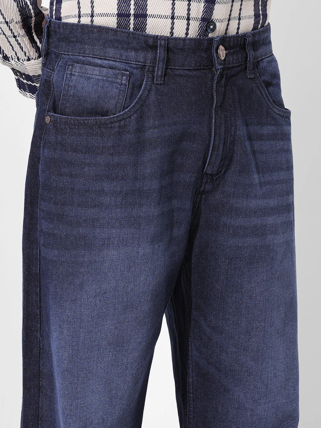Men's Blue Relaxed Fit Solid Casual Jeans - Image 4