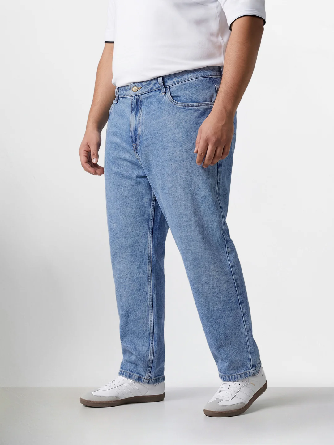 Men's Blue Relaxed Fit Solid Casual Jeans - Image 2
