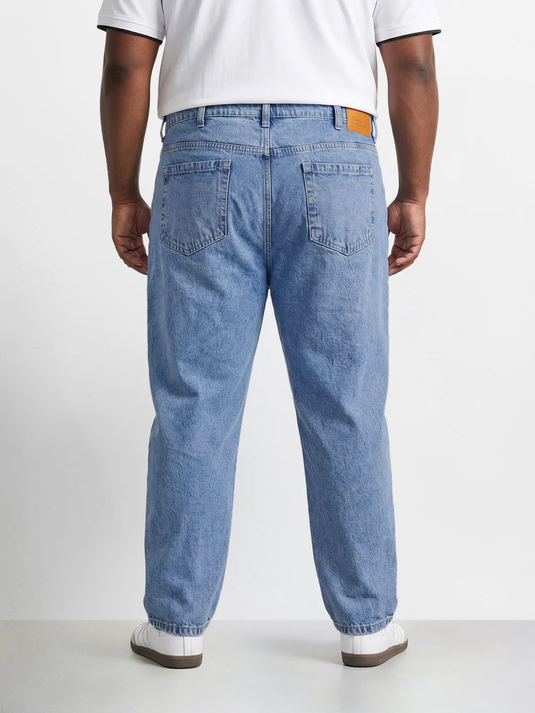 Men's Blue Relaxed Fit Solid Casual Jeans - Image 3