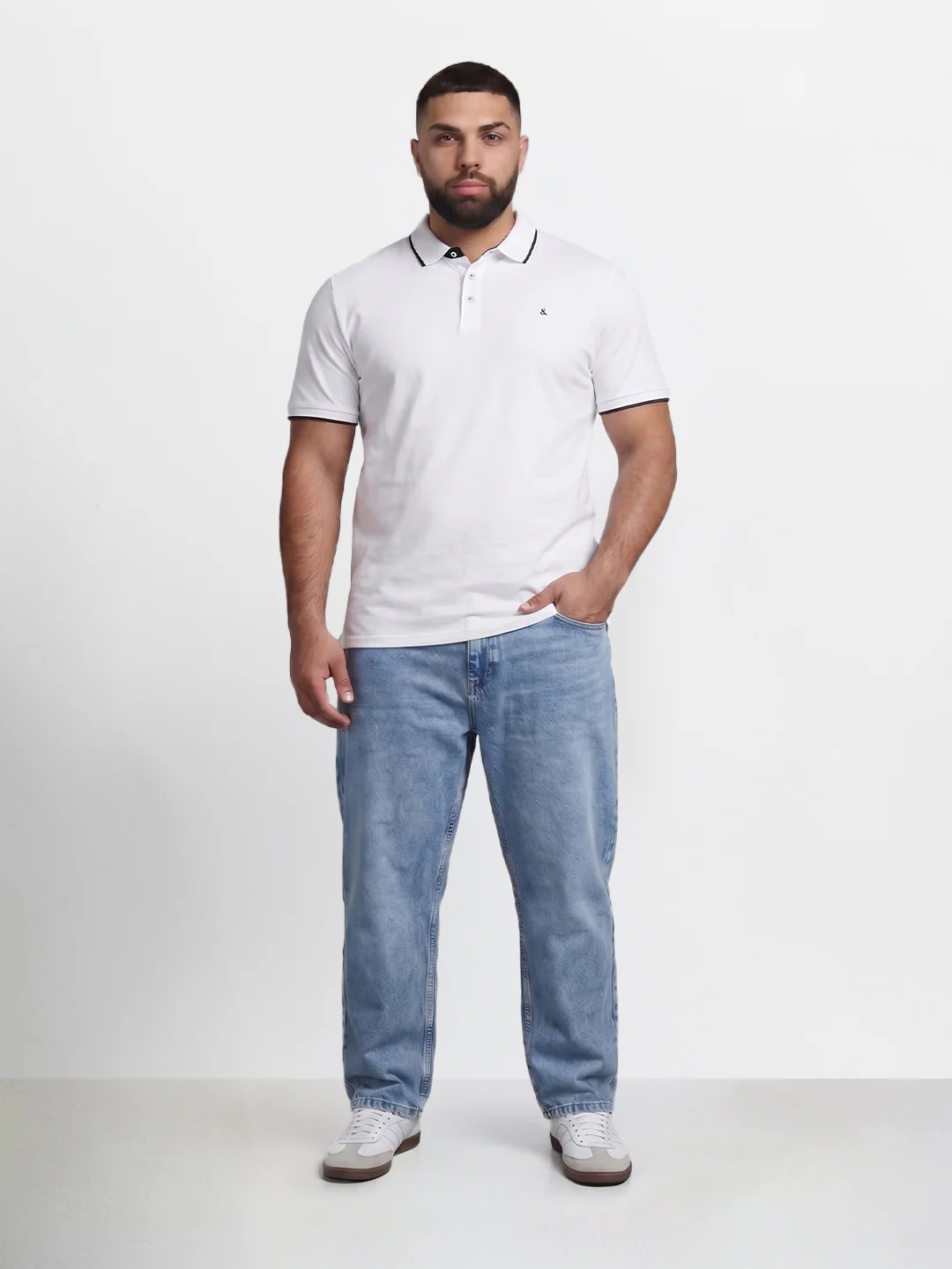 Men's Blue Relaxed Fit Solid Casual Jeans - Image 4