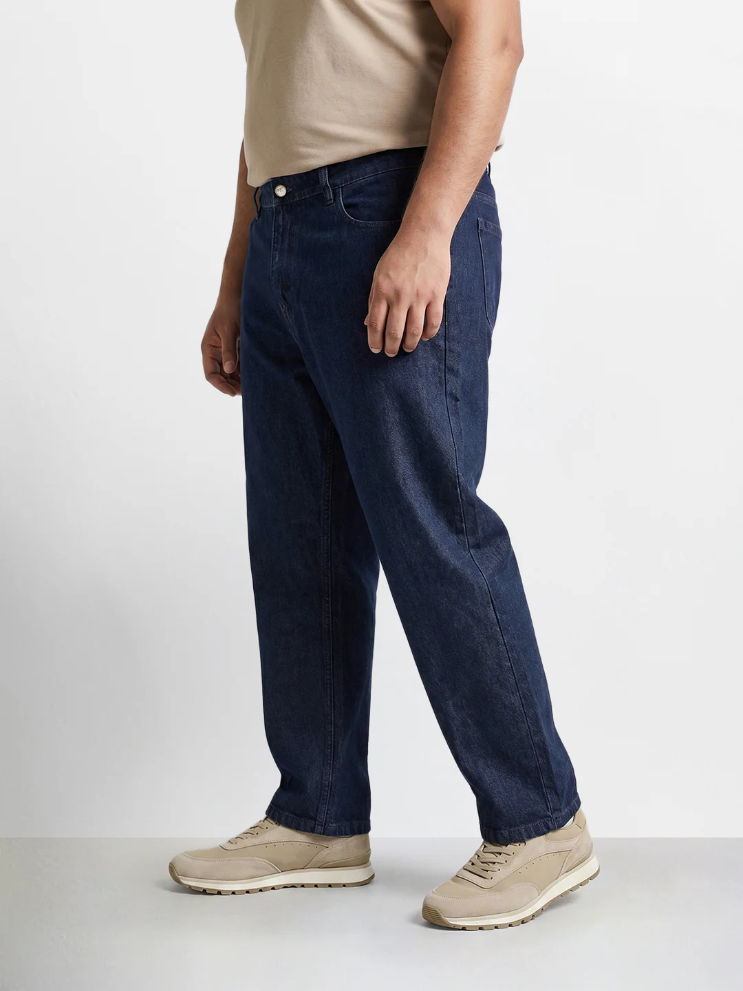 Men's Blue Relaxed Fit Solid Casual Jeans - Image 2