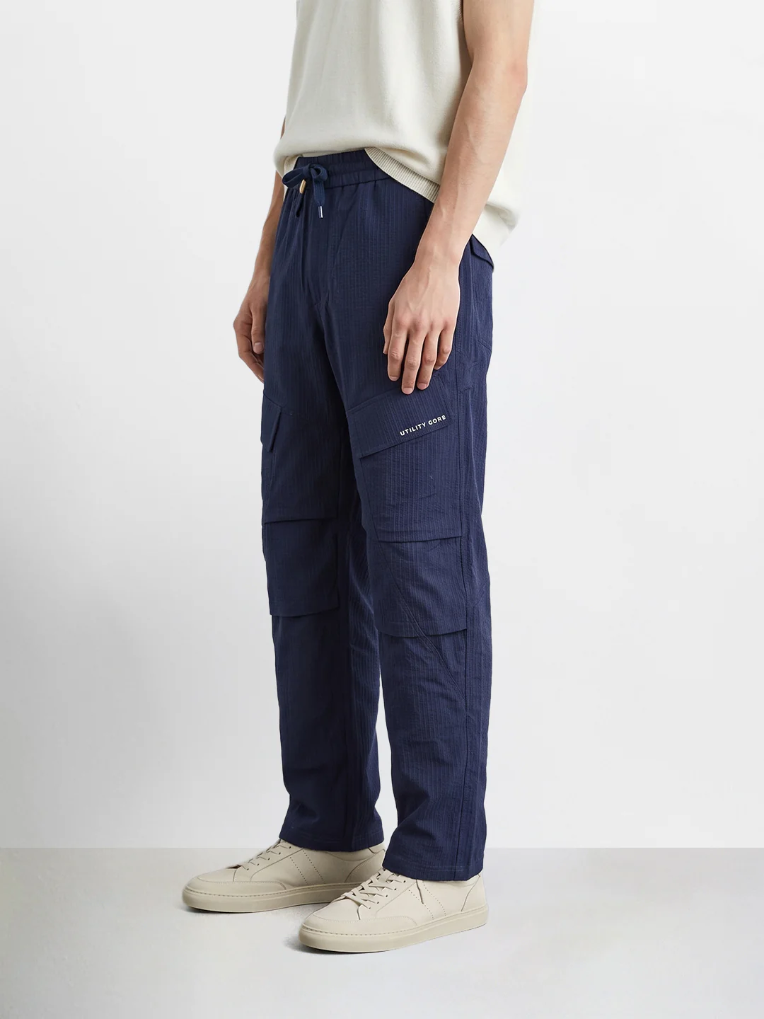 Men's Blue Relaxed Fit Solid Utility Cargo - Image 3