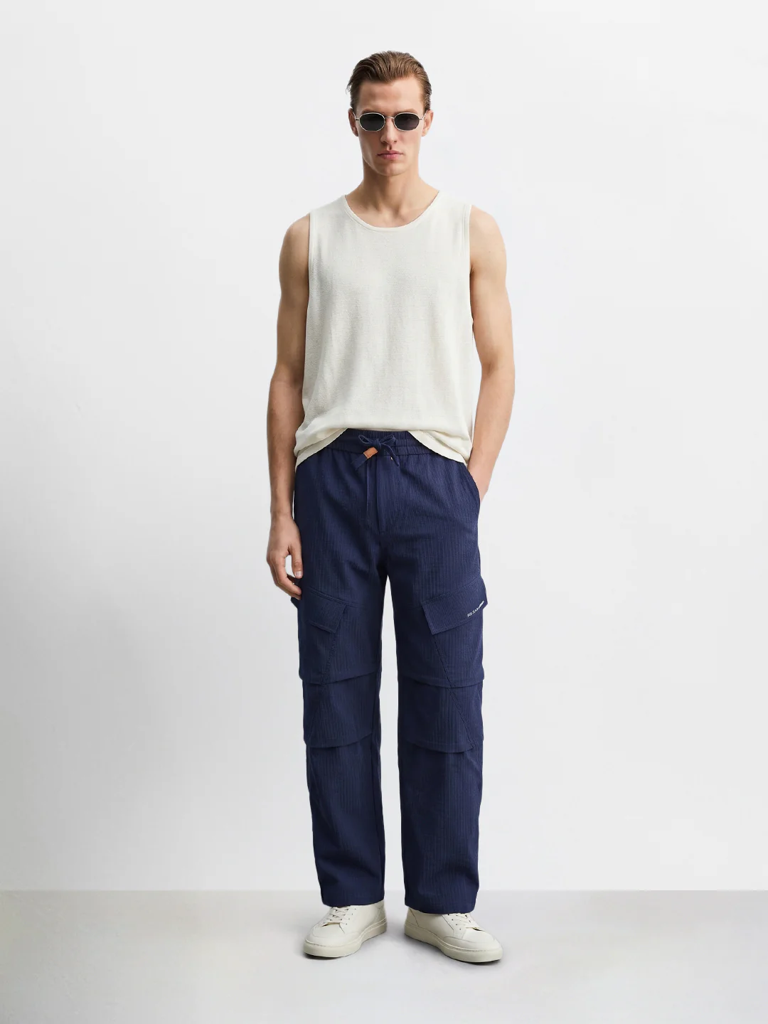 Men's Blue Relaxed Fit Solid Utility Cargo - Image 5